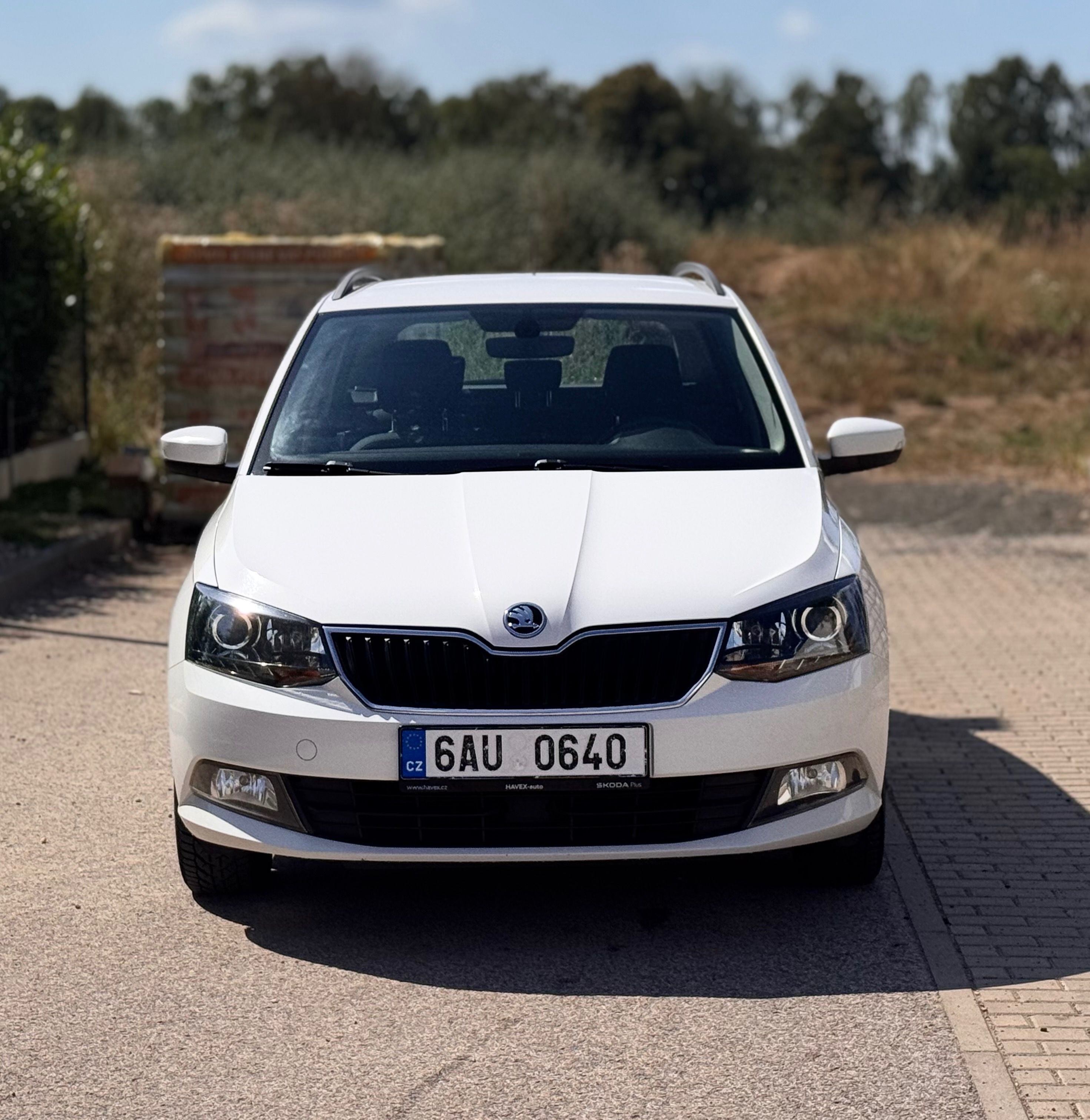 Škoda Fabia, ŠKODA FABIA III COMBI 1.0 TSI - fotka 2
