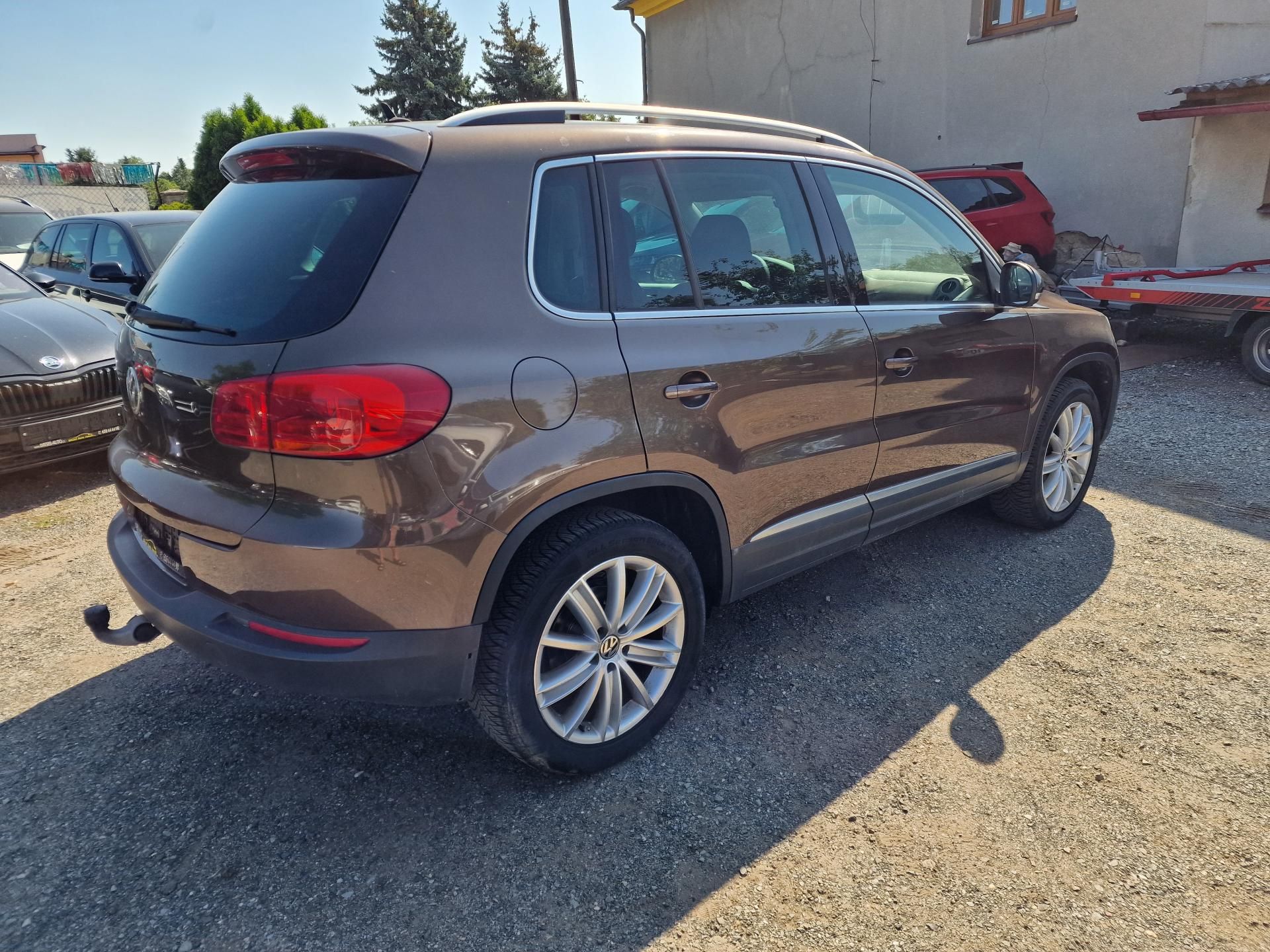 Volkswagen Tiguan, 2,0TDI 125KW SPORT&STYLE 4x4 - fotka 3