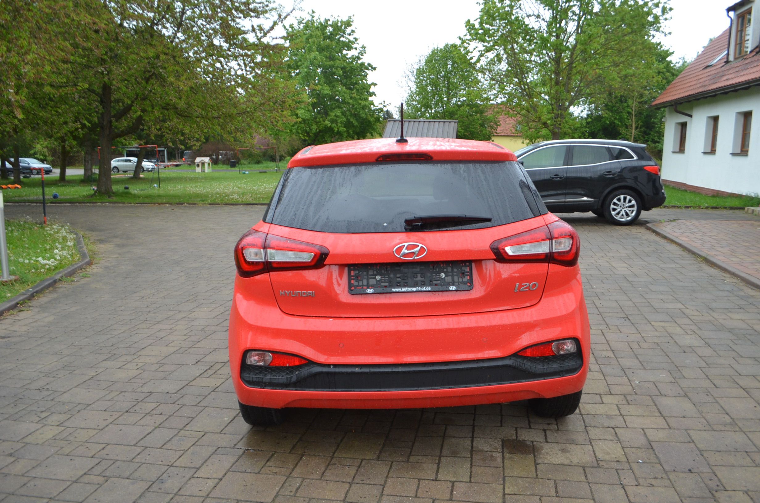 Hyundai i20, 1.0TGDI AUTOMAT TOP STAV!! - fotka 4