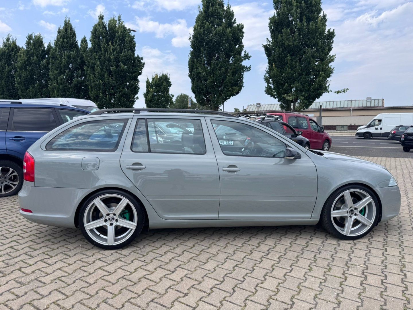 Škoda Octavia, RS 2,0 FSI TURBO 147 KW STK - fotka 6
