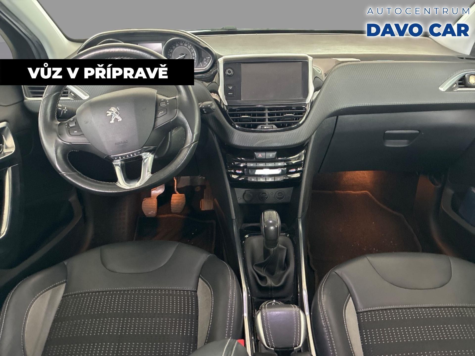 Peugeot 2008, 1.6 VTi 88kW Allure Serv.Kniha - fotka 3