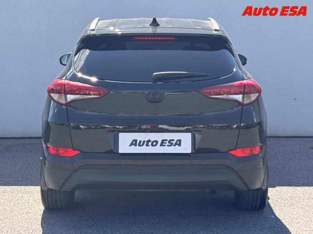 Hyundai Tucson, 1.7 CRDi,2.maj,ČR - fotka 5