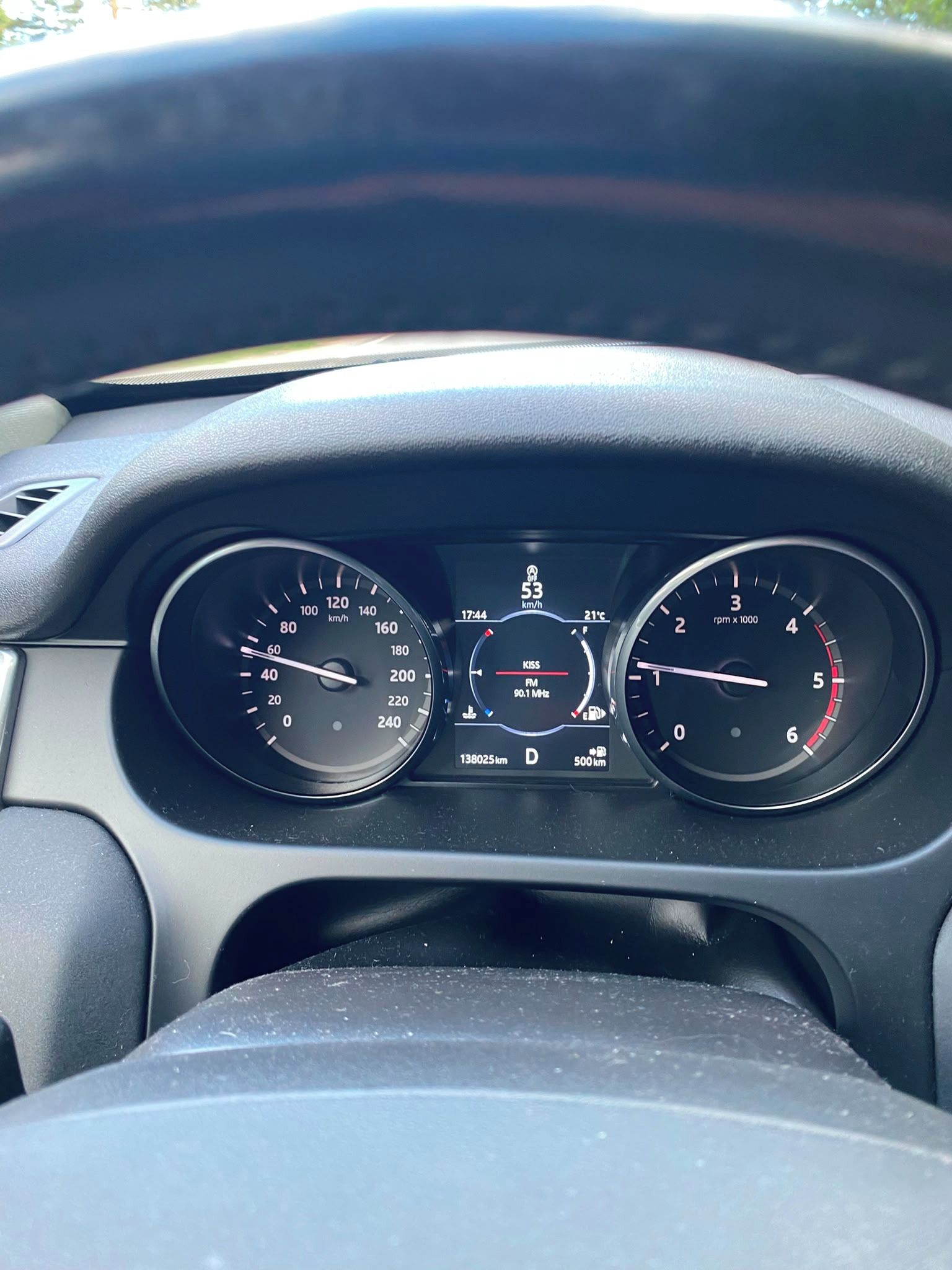 Land Rover Discovery Sport, 2,0 TD4 NOVÉ V ČR,NAVI,4x4 - fotka 5