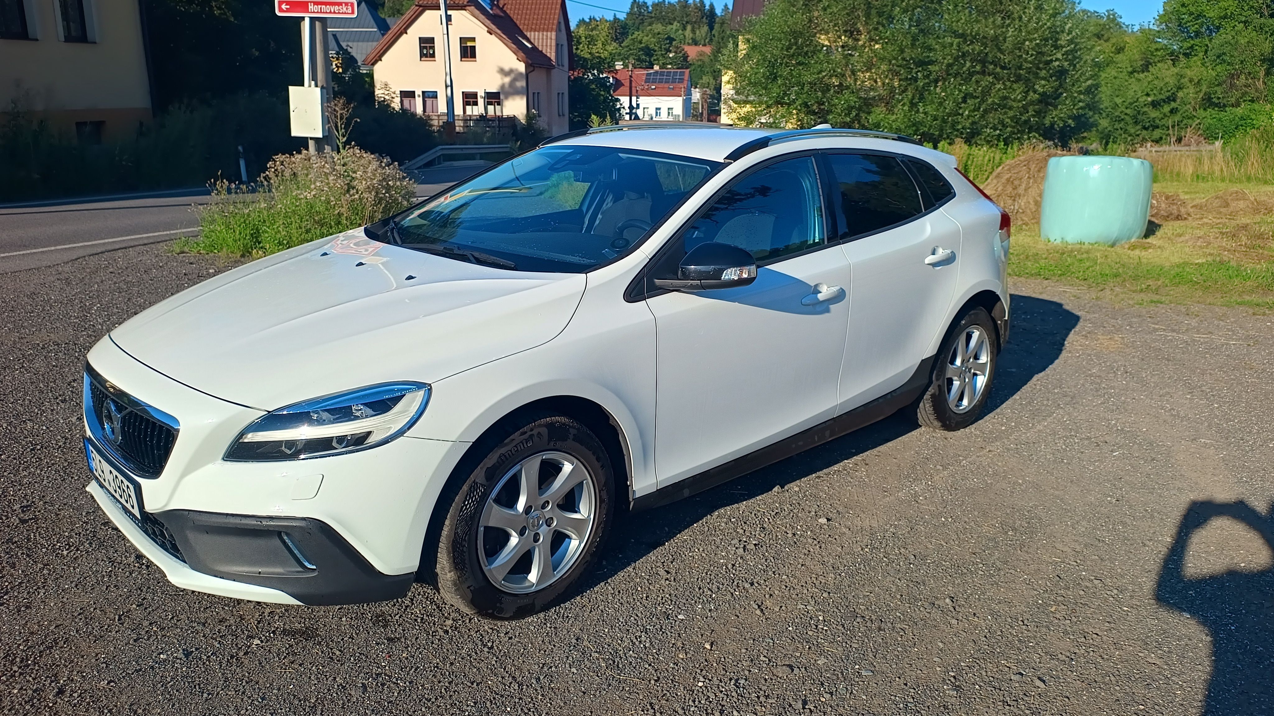 Volvo V40, Cross Country, nez. topení, TZ