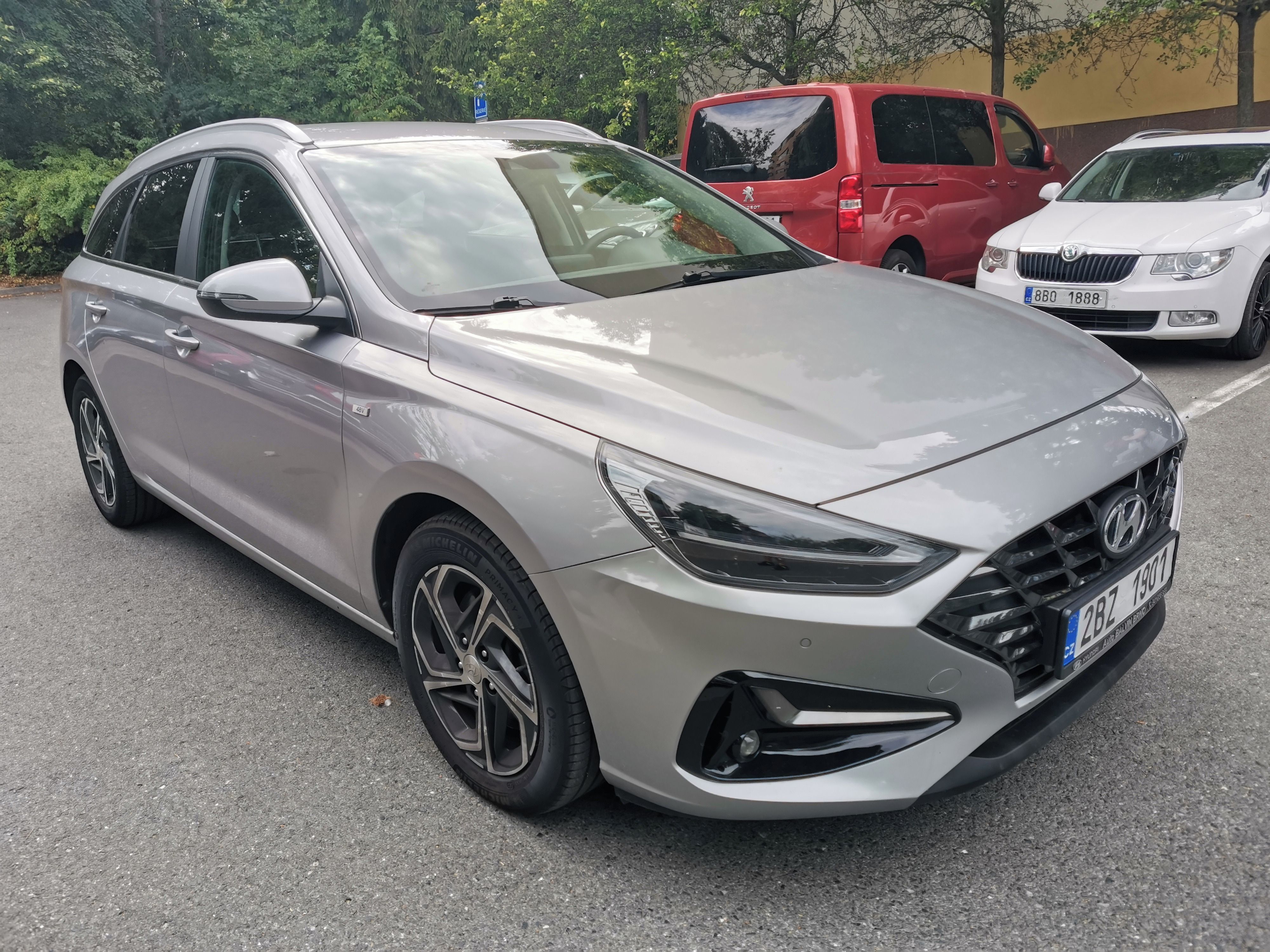 Hyundai i30, HYBRID 1,5T GDi 117kW AUTOMAT