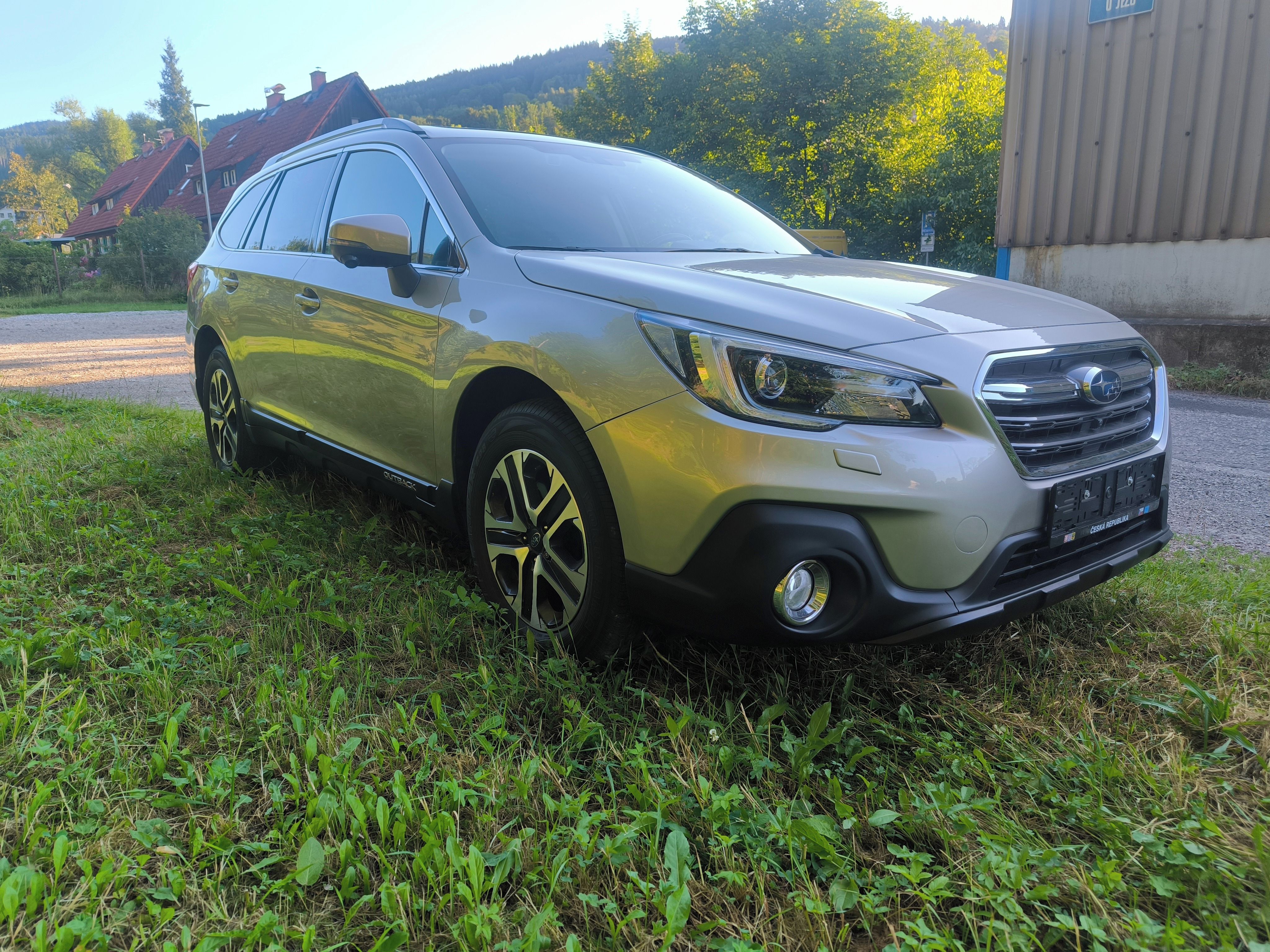 Subaru Outback, Subaru Outback 2.5 CVT - fotka 2