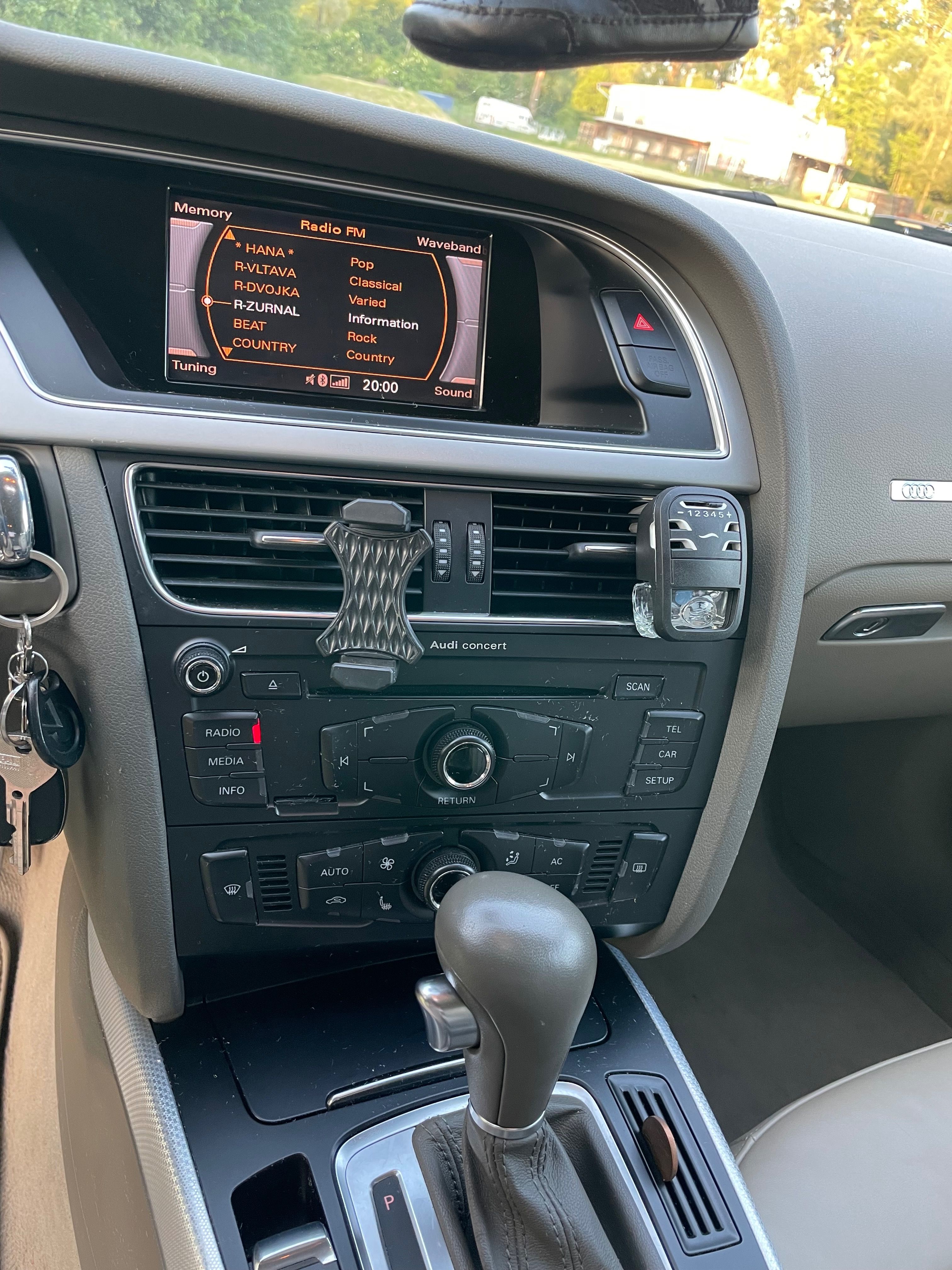 Audi A5, 2.0TDi,2.maj,ČR,DPH - fotka 6
