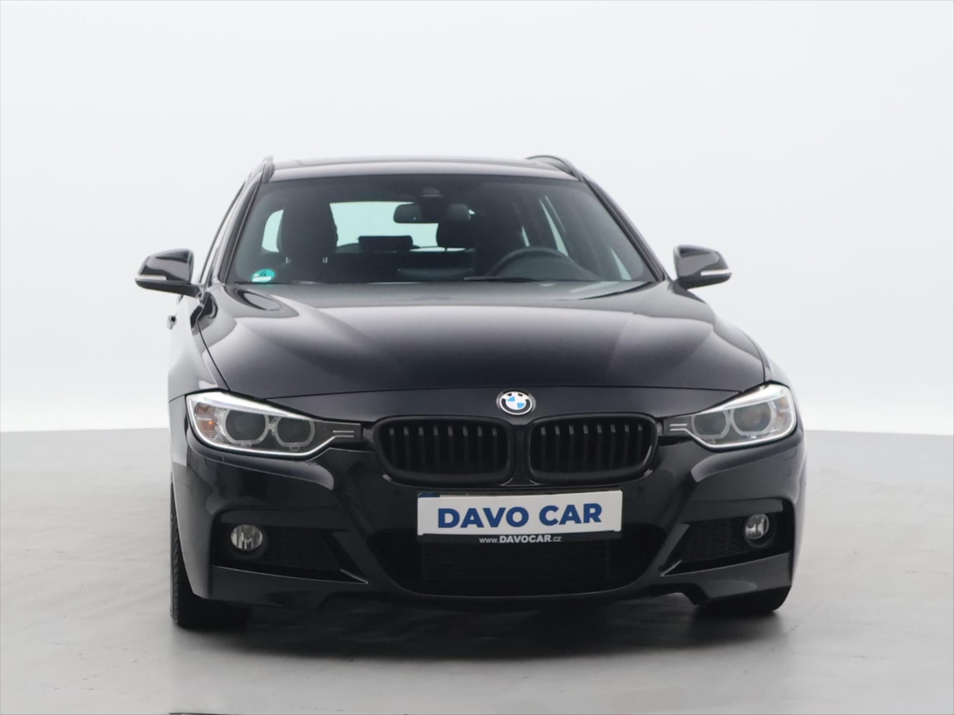 BMW Řada 3, 3.0 330d xDrive 190kW Touring - fotka 2