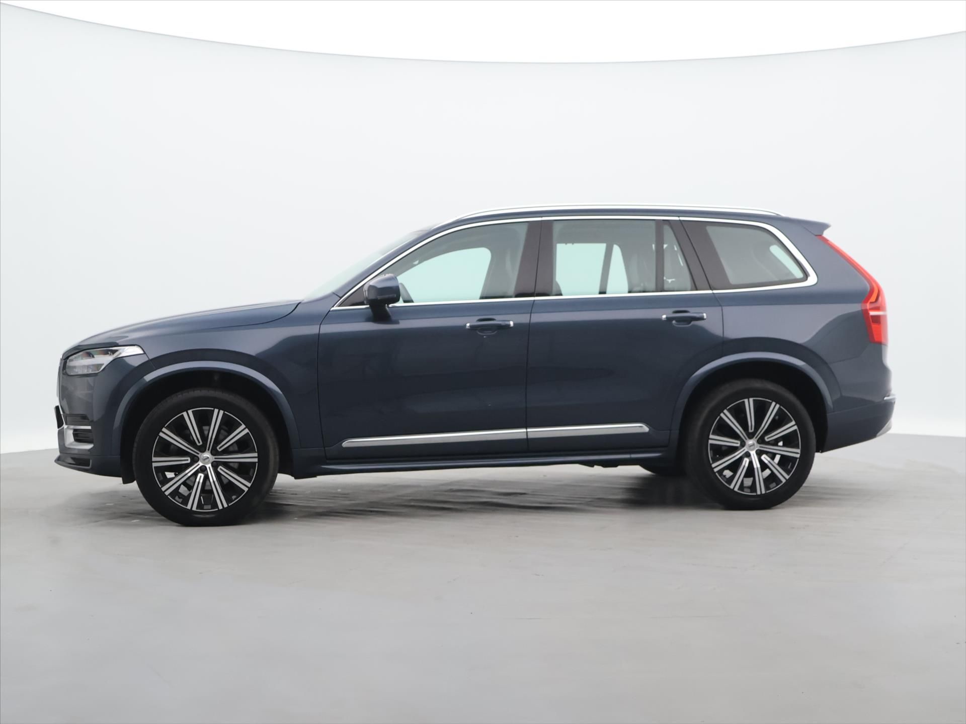 Volvo XC90, 2,0 B5 173kW AWD LED CZ Kuže - fotka 4