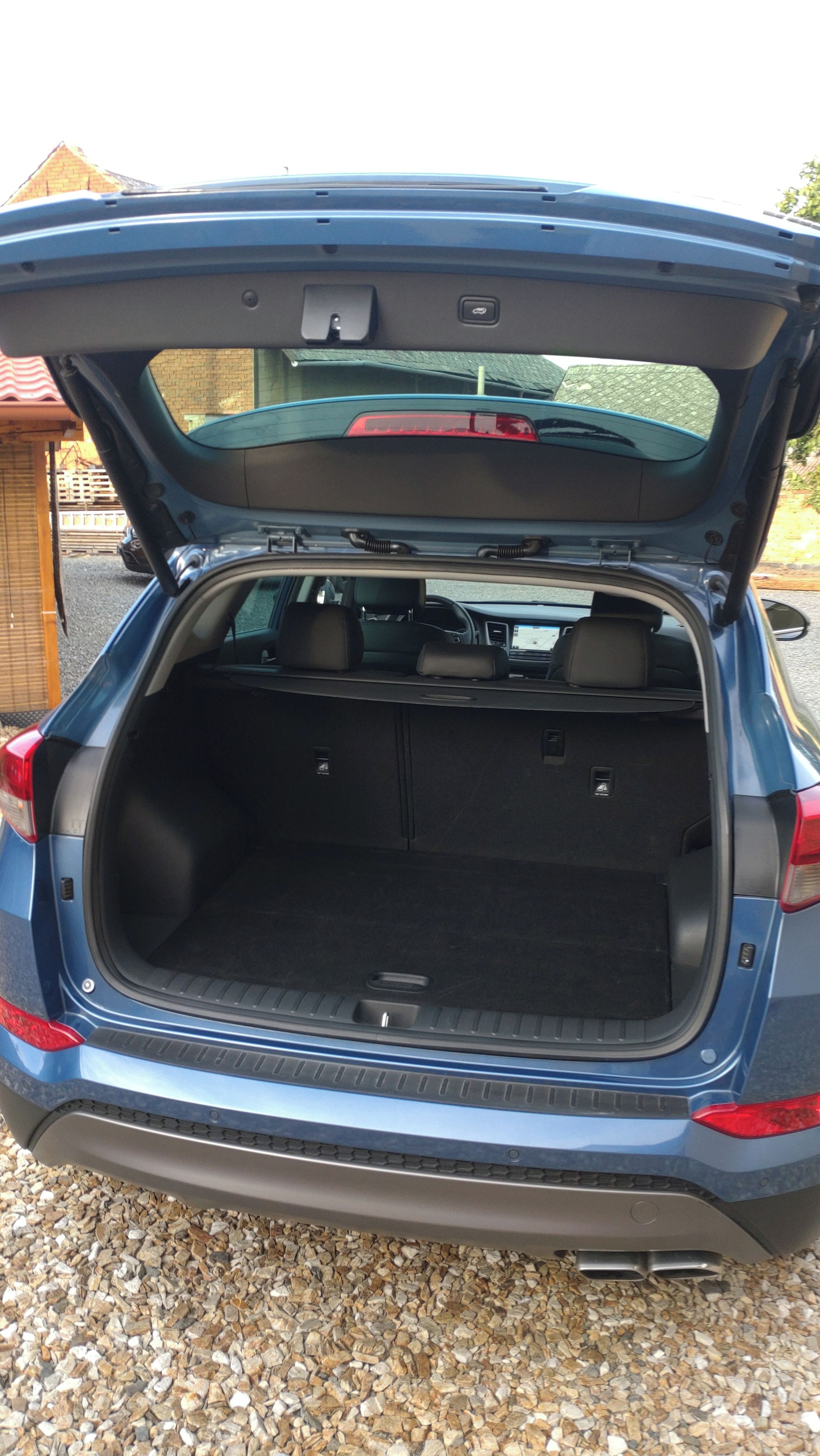 Hyundai Tucson, Hyundai Tucson 2.0 CRDI 136kW - fotka 5