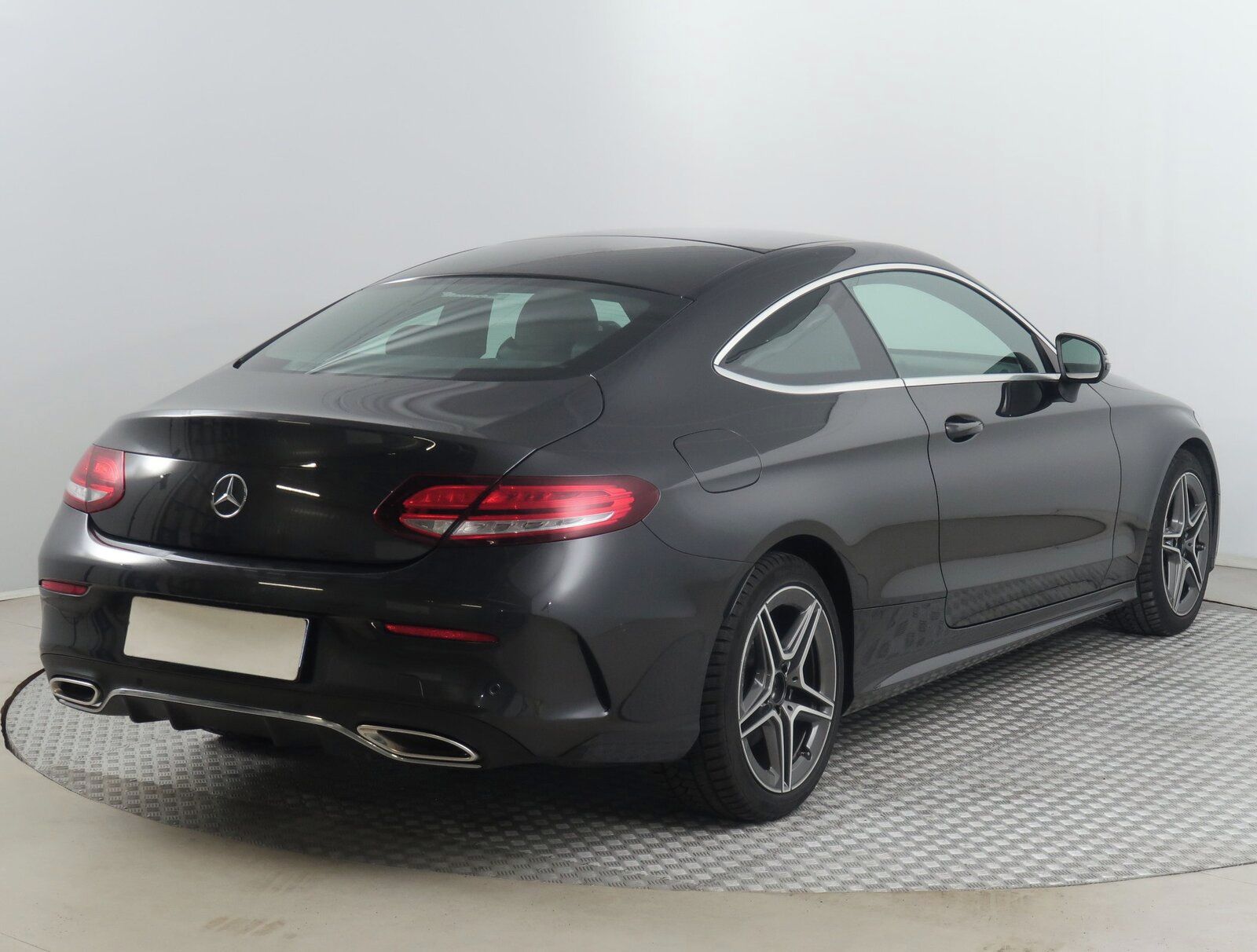 Mercedes-Benz Třídy C, 200, Automat, Kůže, Navi - fotka 5