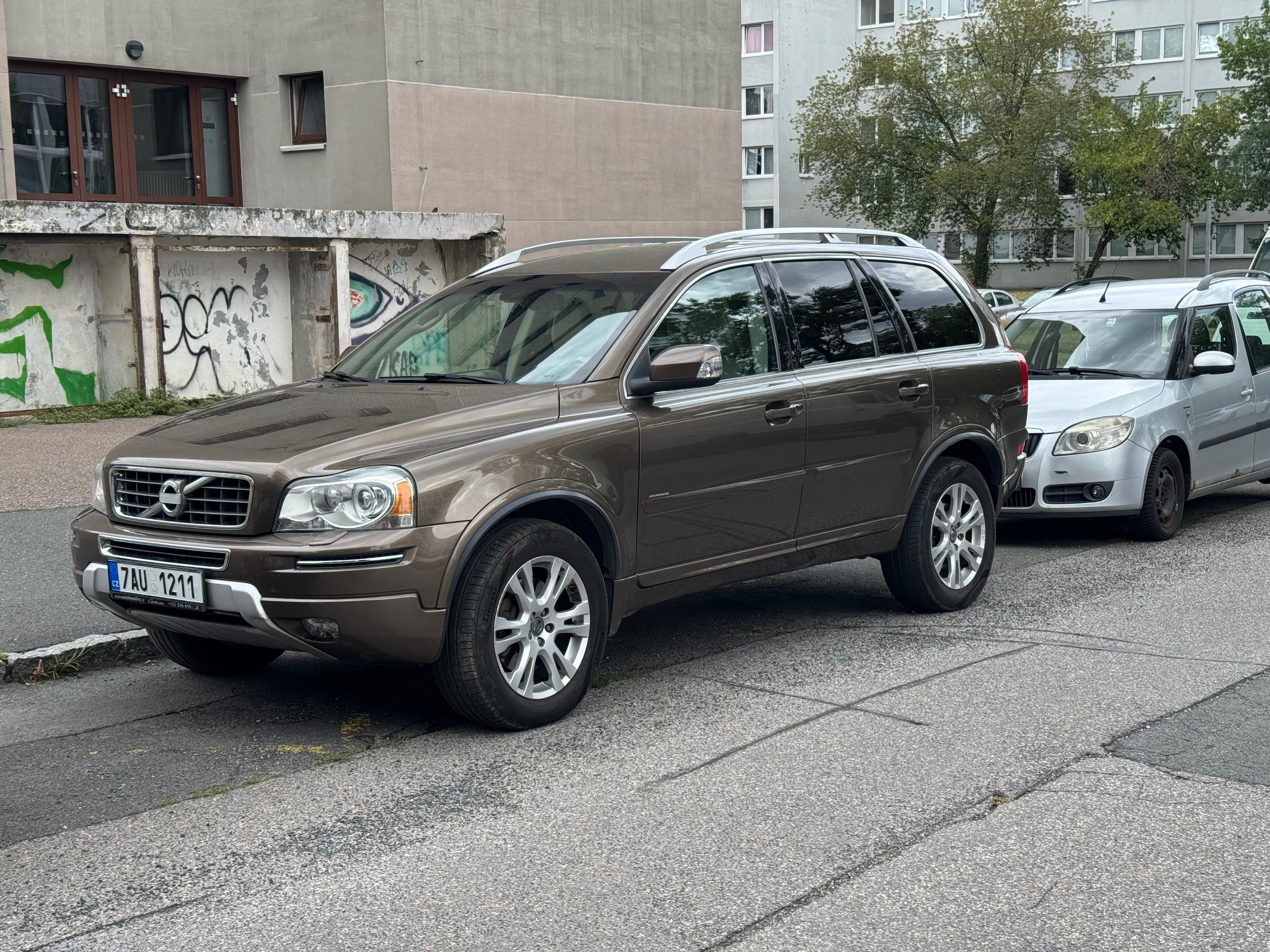 Volvo XC90, 2.4, D5, 7mist, Servisovano