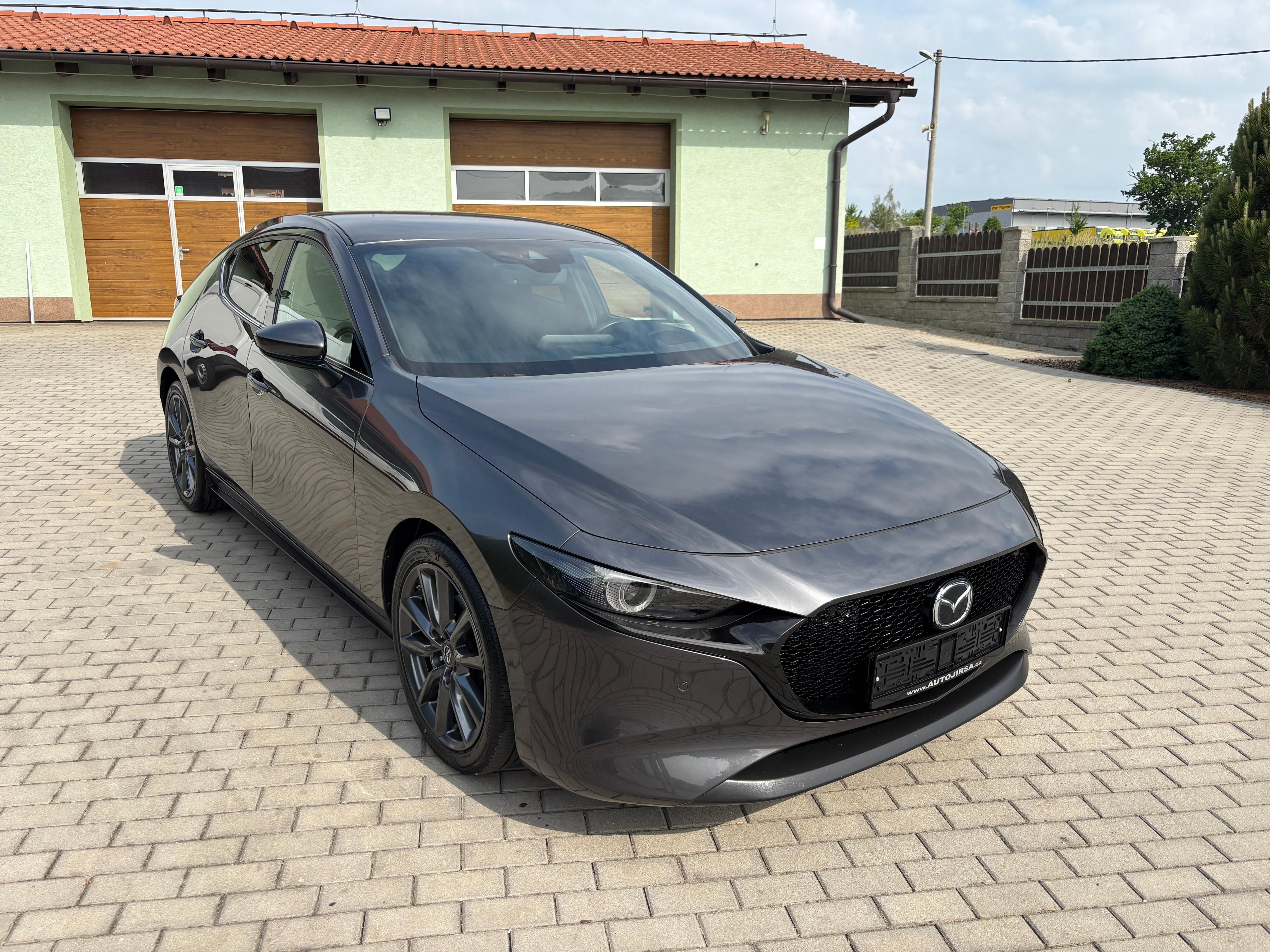 Mazda 3, 2,0 SKYACTIV ALSELECTION 110KW - fotka 3