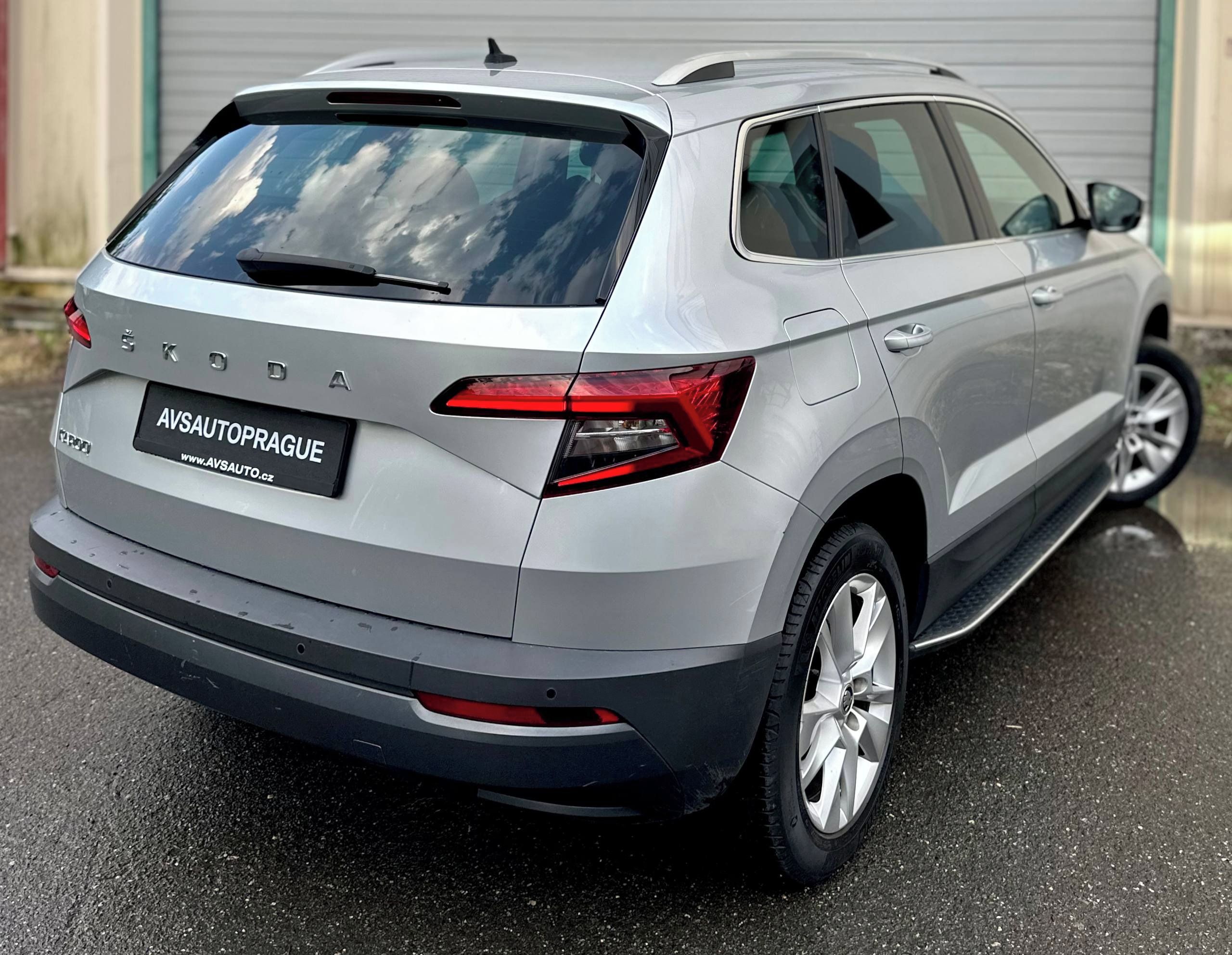 Škoda Karoq, 1.6 TDI  2019 VELKY SERVIS - fotka 4
