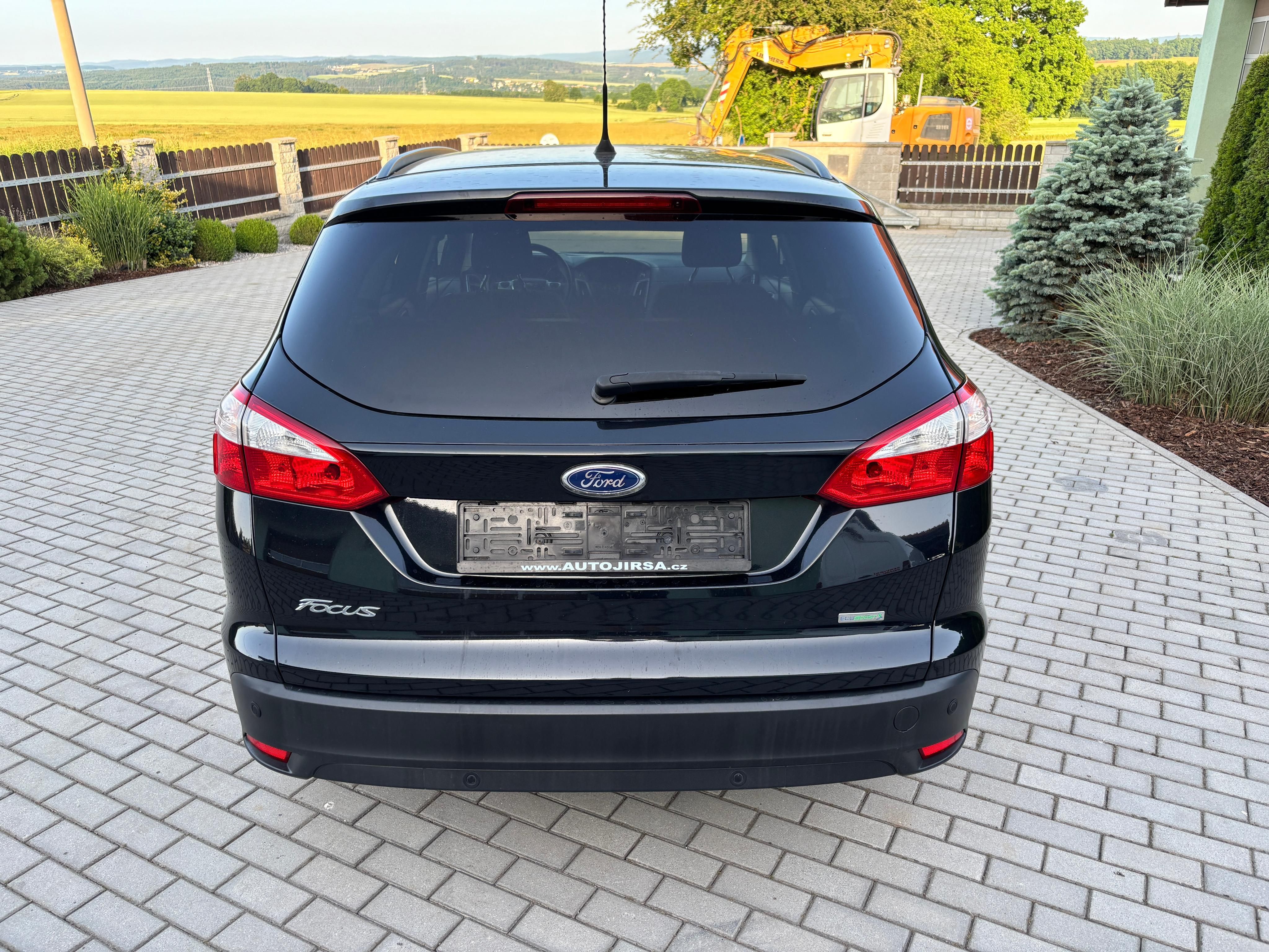 Ford Focus, 1,0 ECOBOOST 92KW SERVISKA - fotka 5