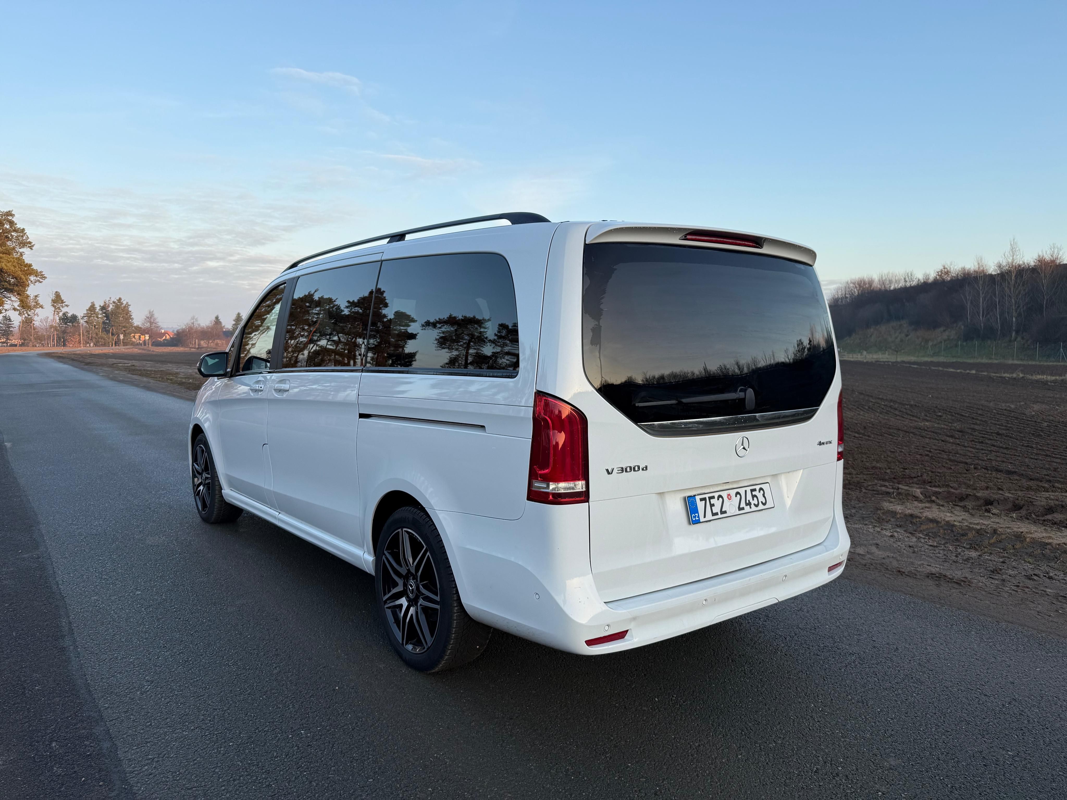Mercedes-Benz Třídy V, V300d Avantgarde 7 míst - fotka 3