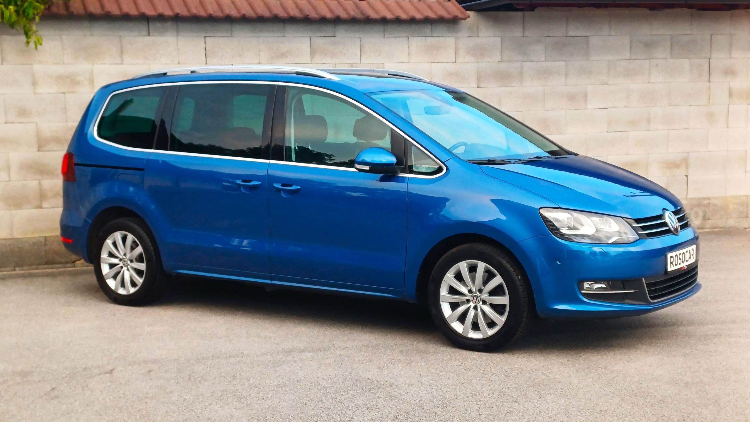 Volkswagen Sharan, 130kW 7míst PANO WEBASTO 1.ČR - fotka 3