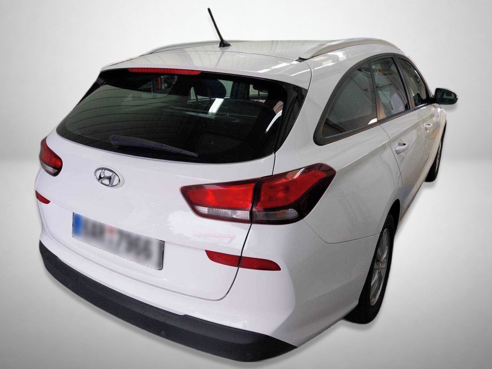 Hyundai i30, 1.0 T-GDI, Serv.kniha, Navi - fotka 2