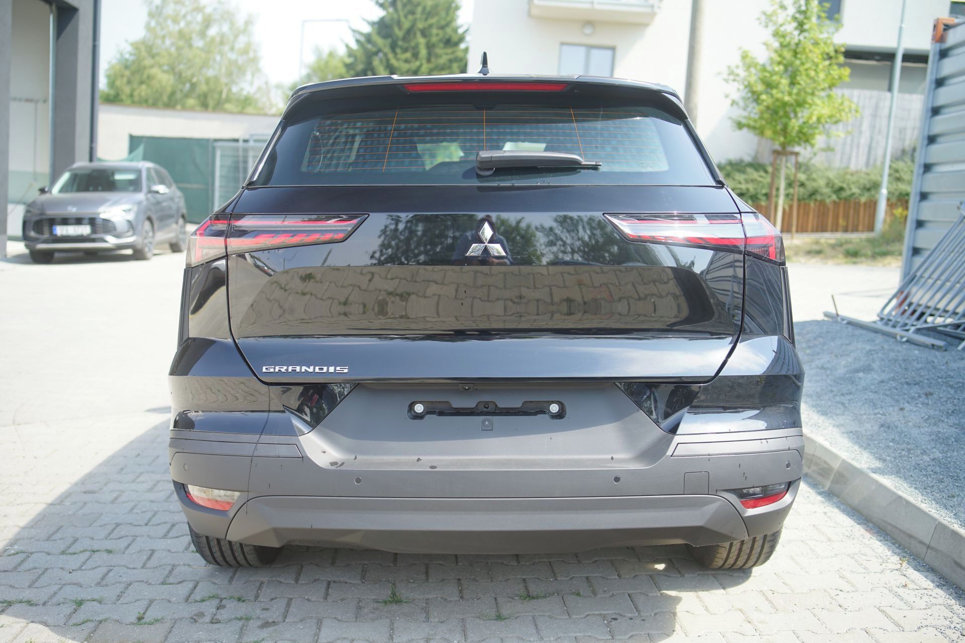 Mitsubishi Grandis, Inform 1,3 Turbo 104kW MT6 - fotka 4