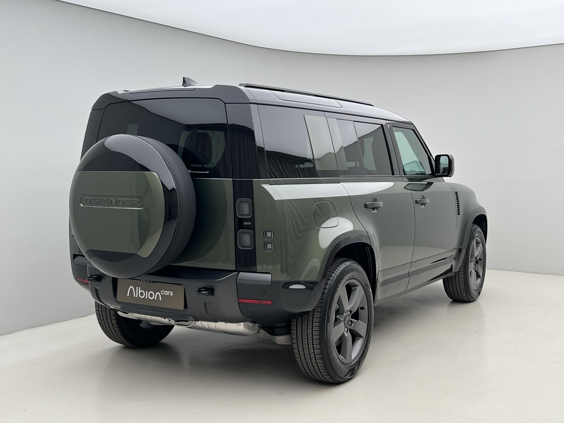 Land Rover Defender, 110 D350 X-DYNAMIC HSE AWD Aut - fotka 6