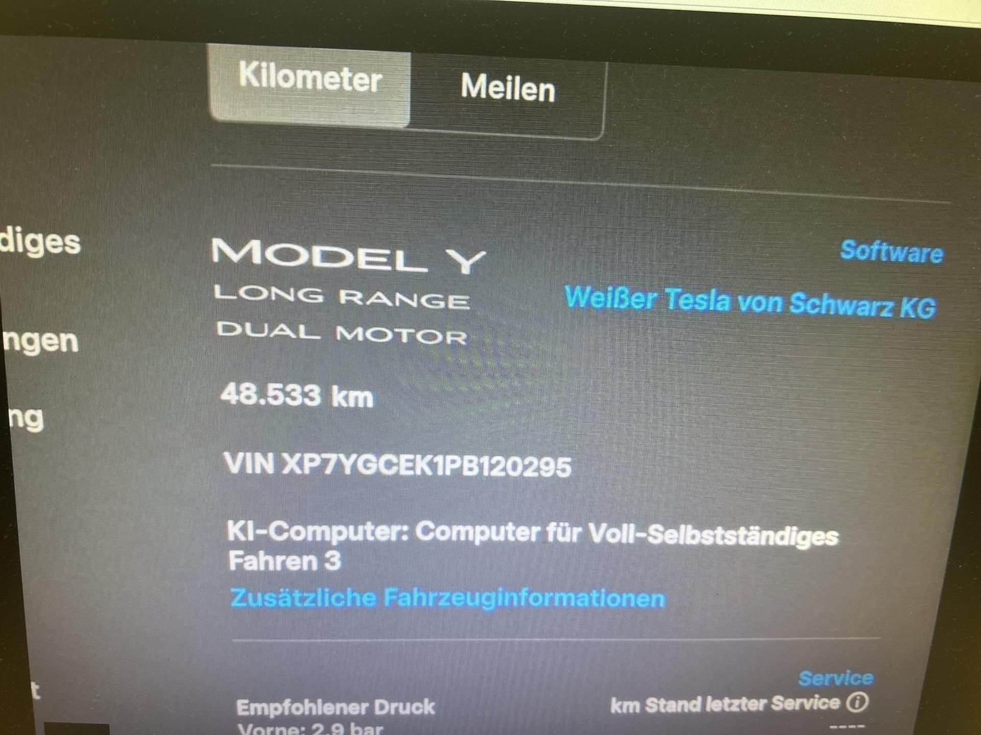 Tesla Model Y, LONG RANGE DUAL MOTOR  94% - fotka 4