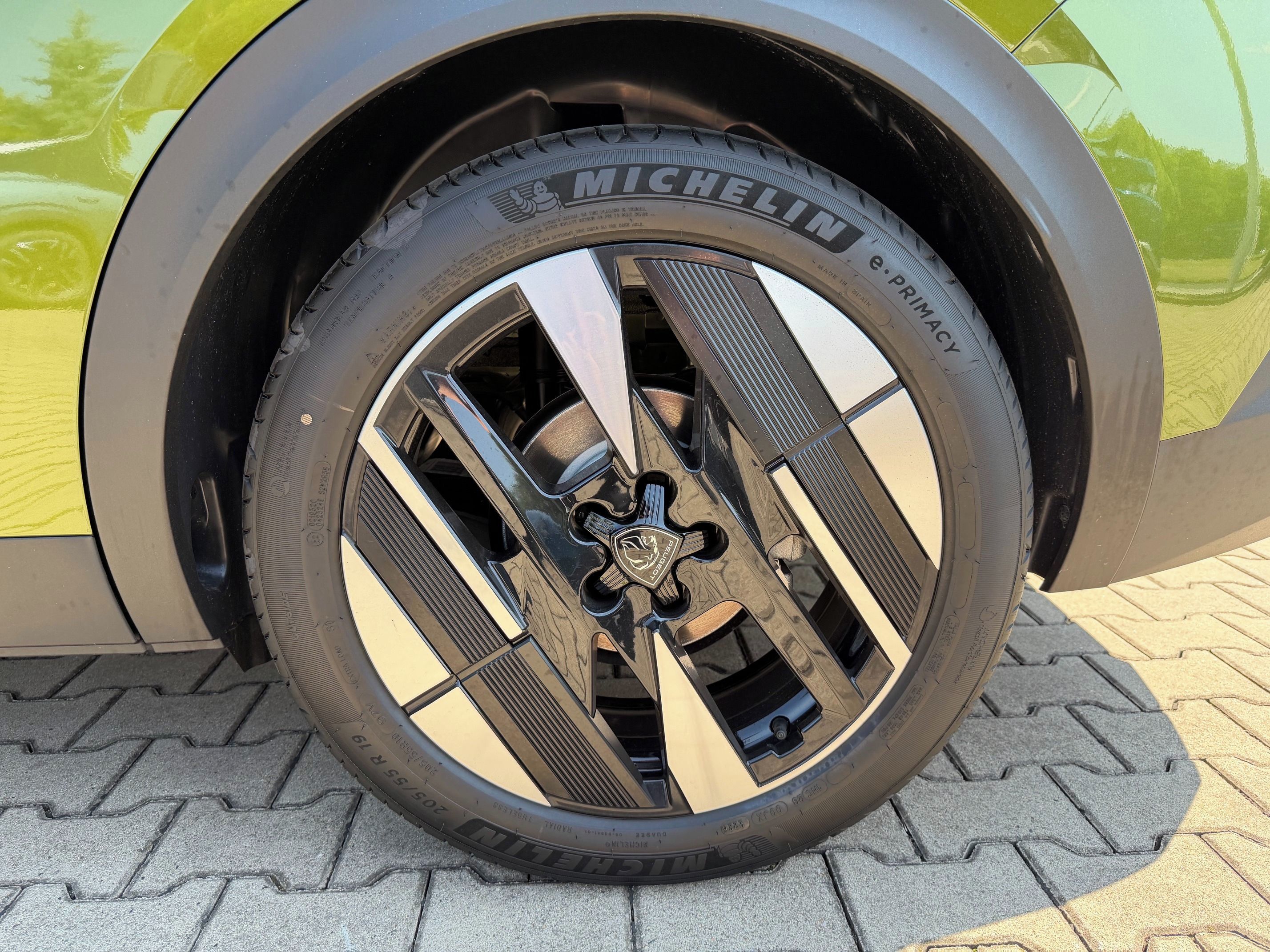 Peugeot 408, GT Hybrid 145 e-DCS6 - fotka 5