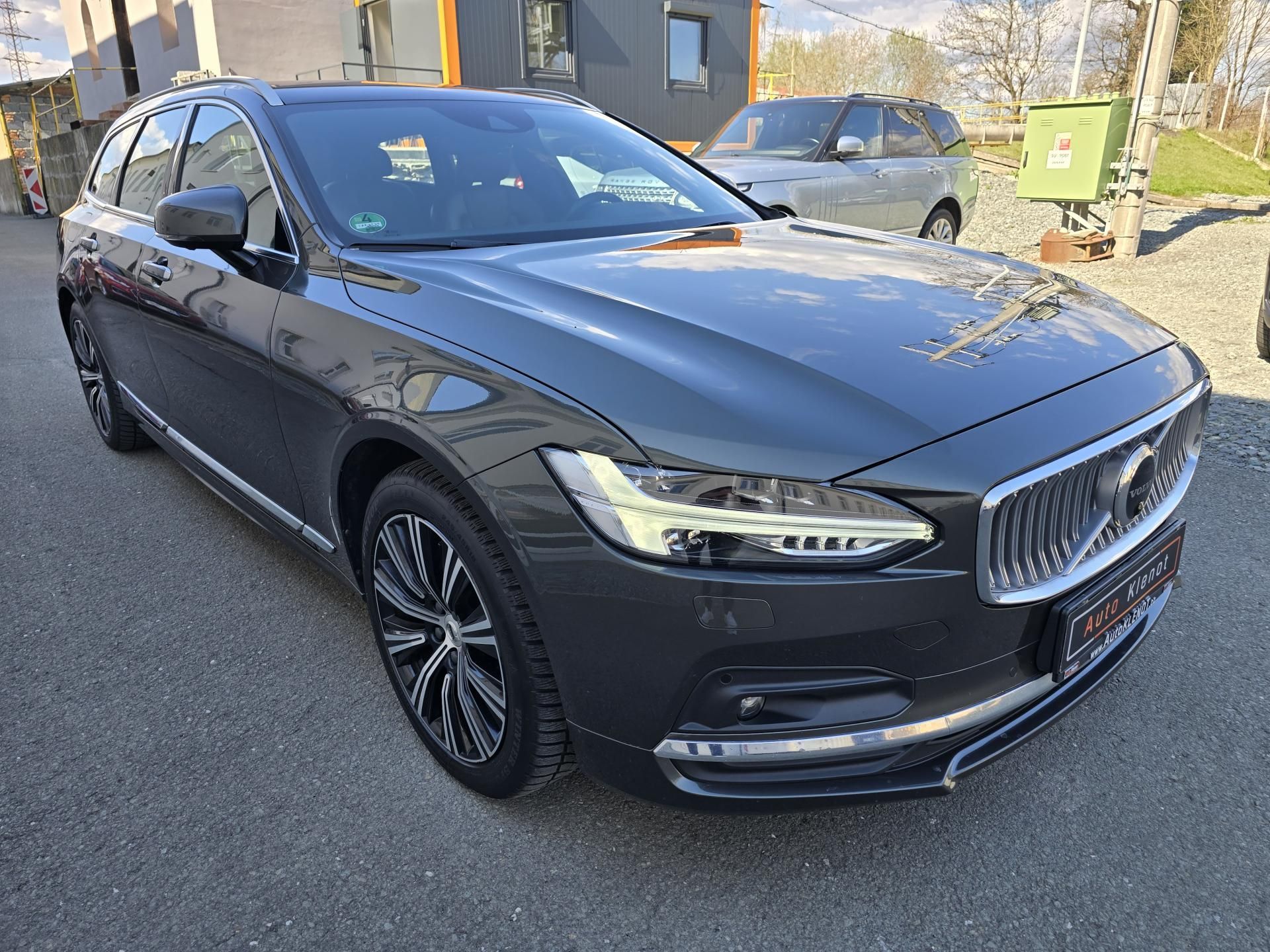 Volvo V90, 2.0 221kW B6 4x4 R-DESIGN -DPH - fotka 2
