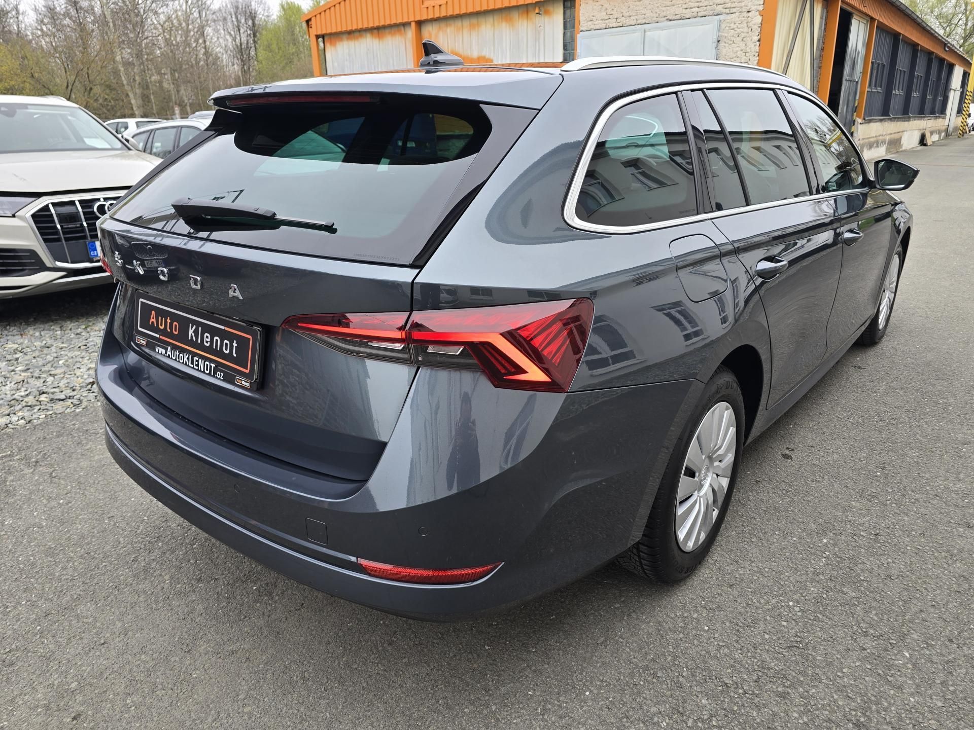 Škoda Octavia, 1,5TSI 110kW STYLE 1.Maj. ČR - fotka 4