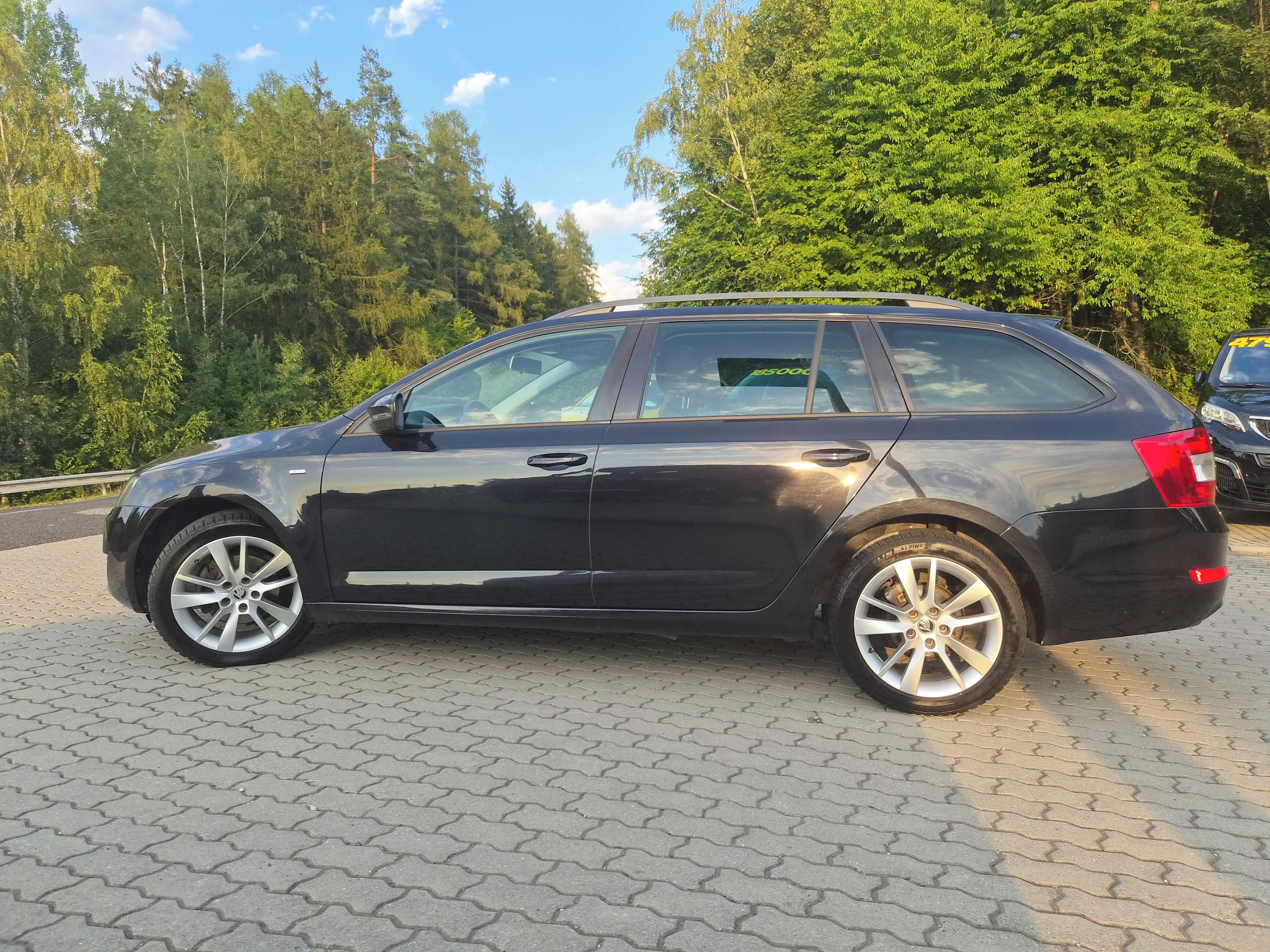 Škoda Octavia, 1 maj.plný servis ZÁRUKA 1 ROK - fotka 5