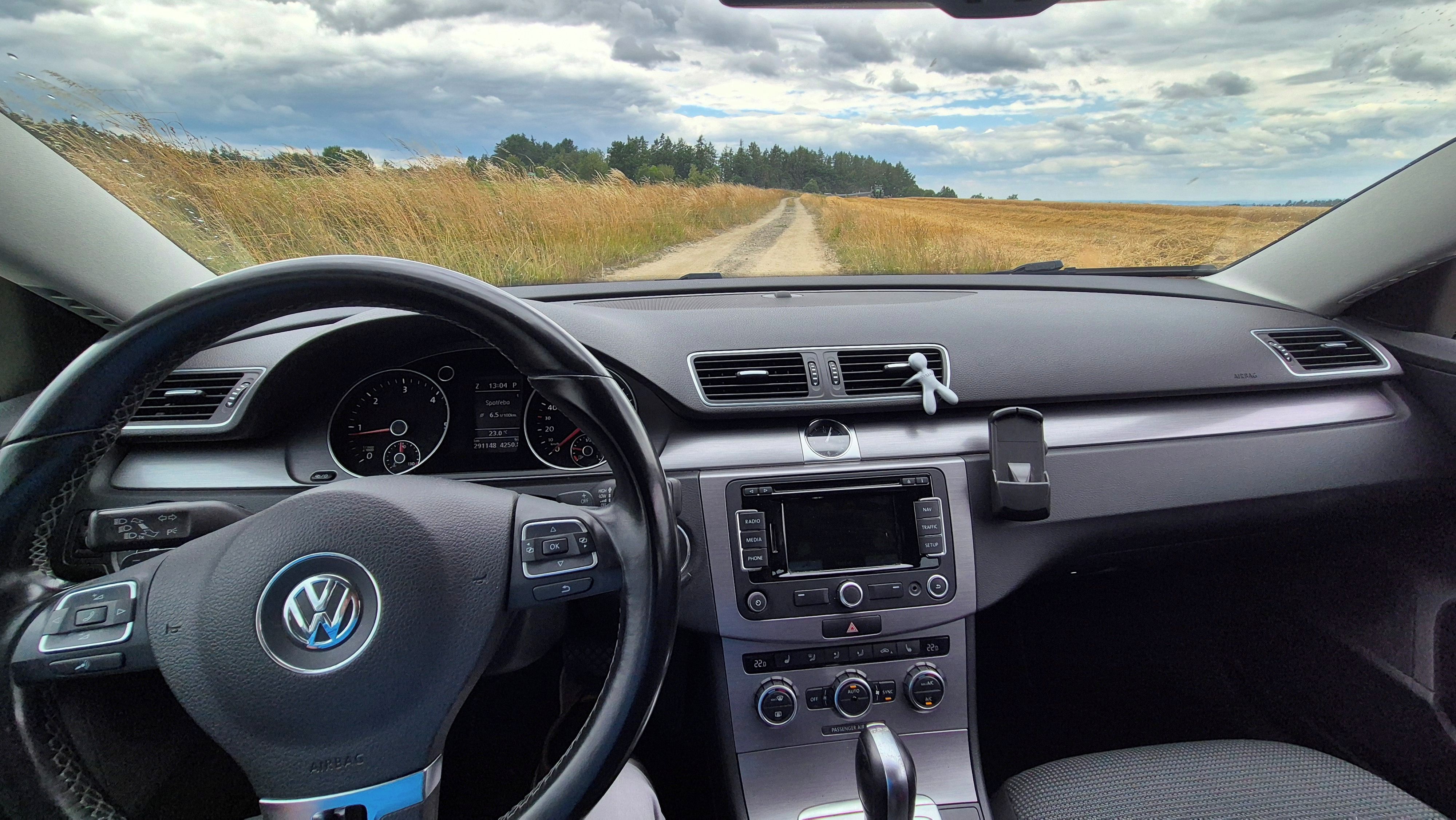 Volkswagen Passat, DSG automat, 4x4 - fotka 5