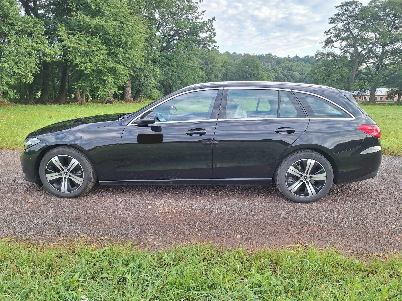Mercedes-Benz Třídy C, C220d, 4MATIC, ZÁRUKA - fotka 5