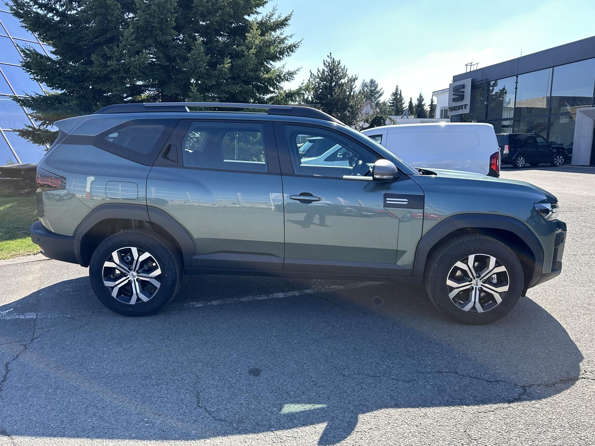 Dacia Bigster, 4X4 Hybrid AUTOMAT (BEZ LPG!) - fotka 4