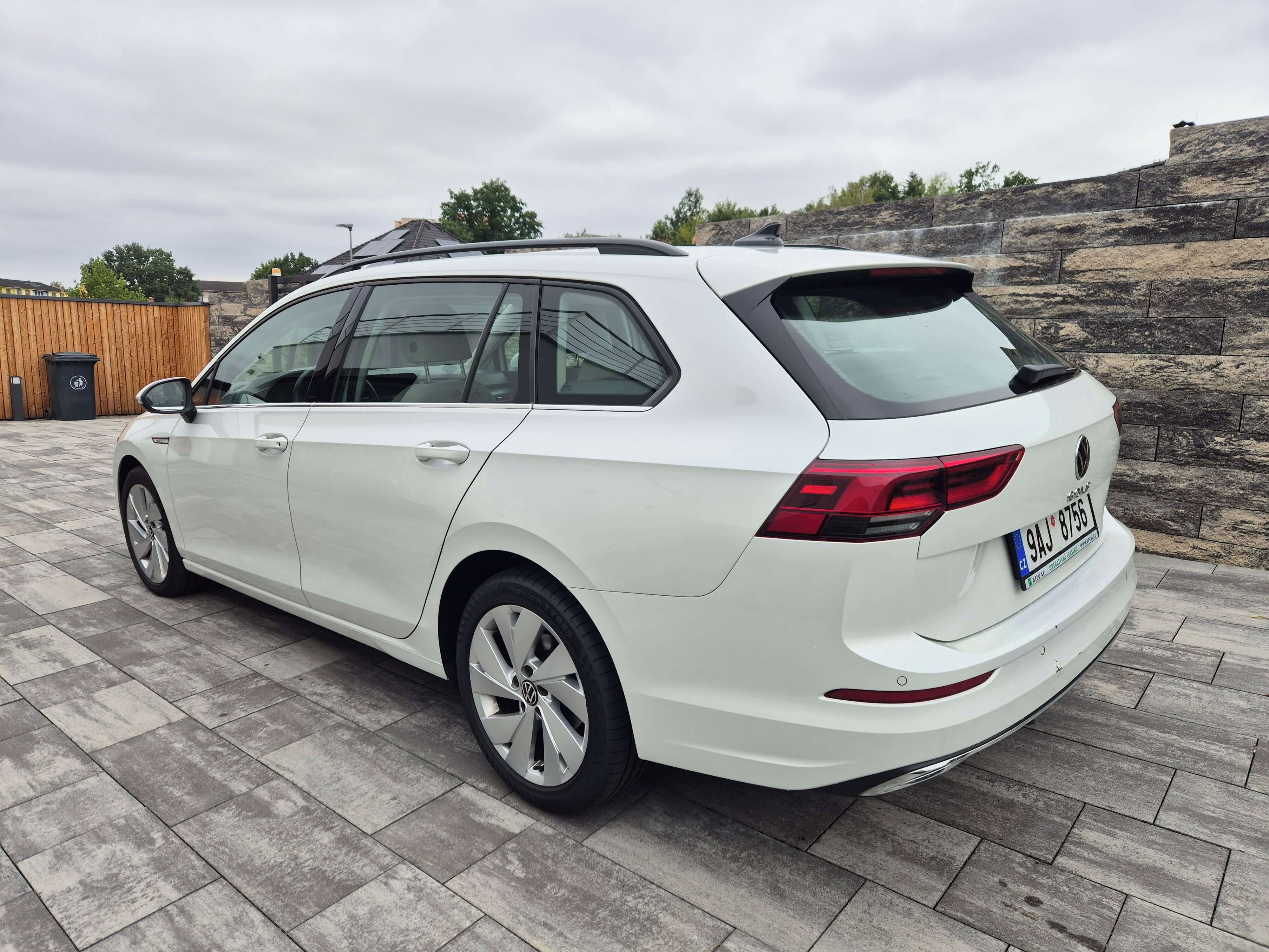 Volkswagen Golf, 2.0TDI 110kw DSG, STYLE, ČR - fotka 4