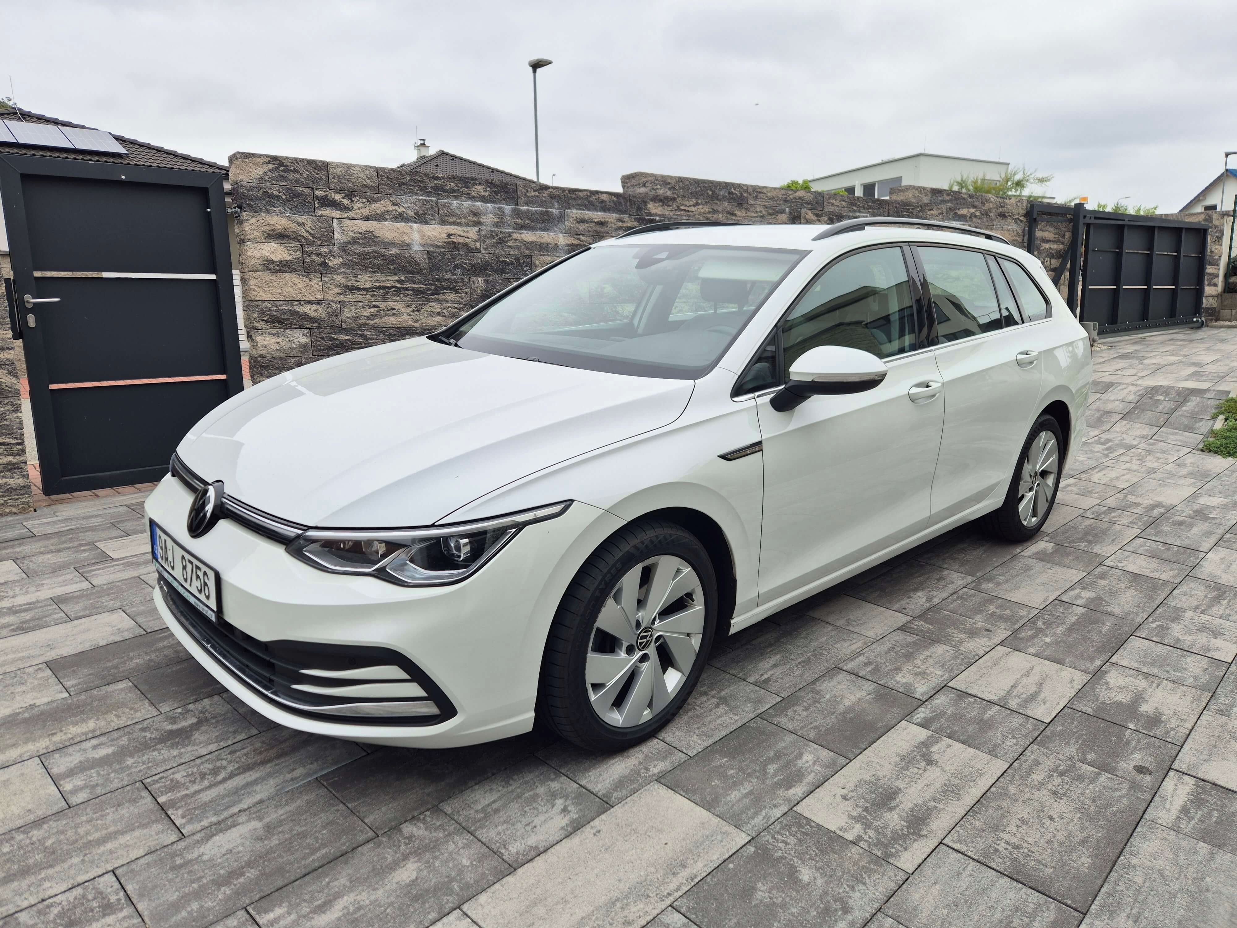 Volkswagen Golf, 2.0TDI 110kw DSG, STYLE, ČR