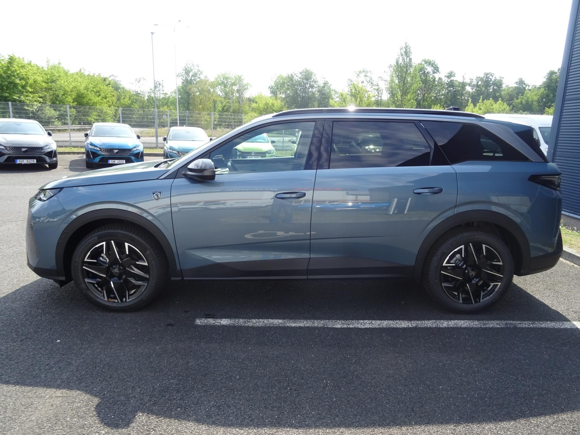 Peugeot 5008, GT Hybrid 145k e-DCS6 - fotka 4