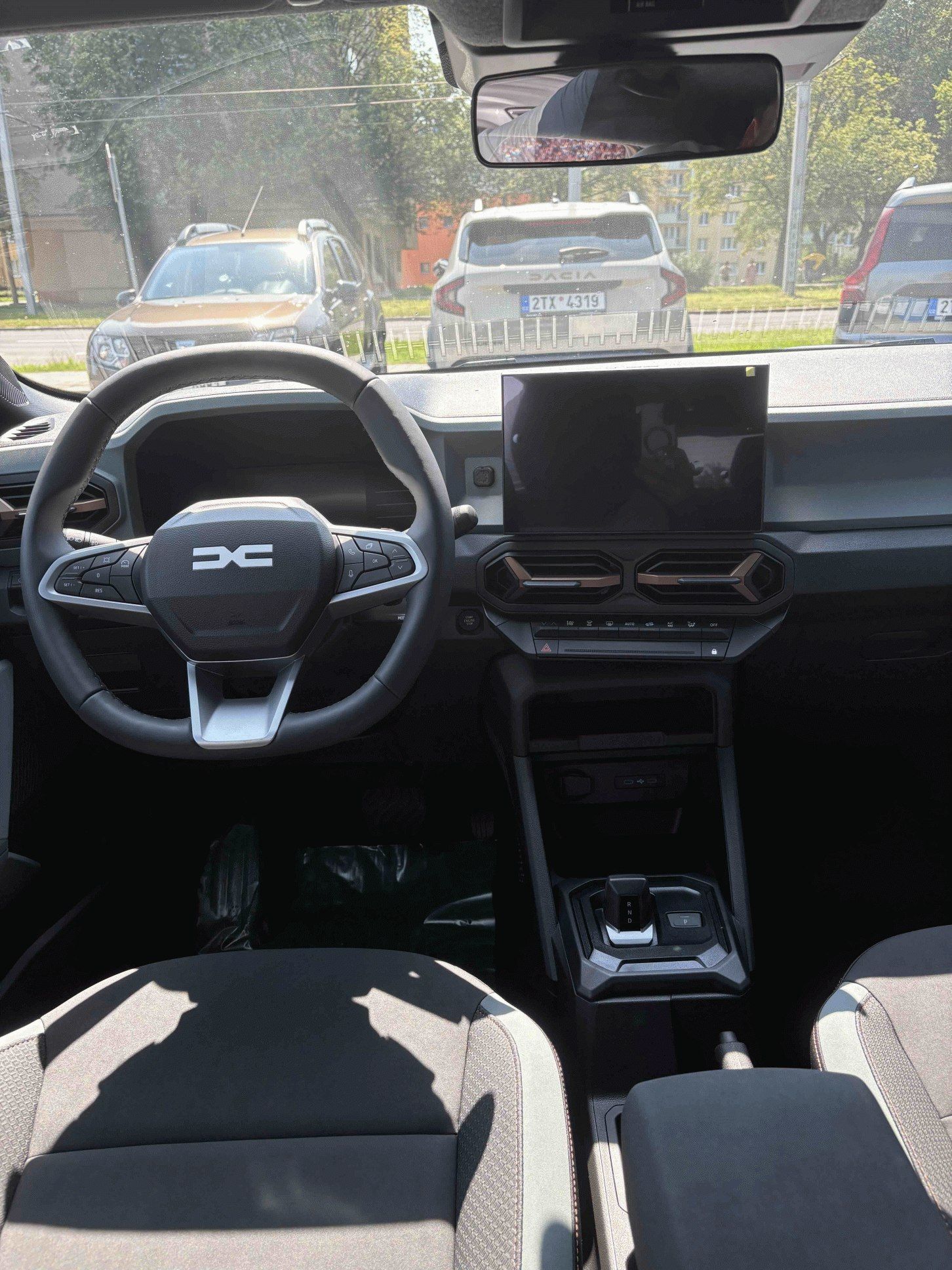Dacia Duster, Extreme ECO-G 120 auto pobočka - fotka 5