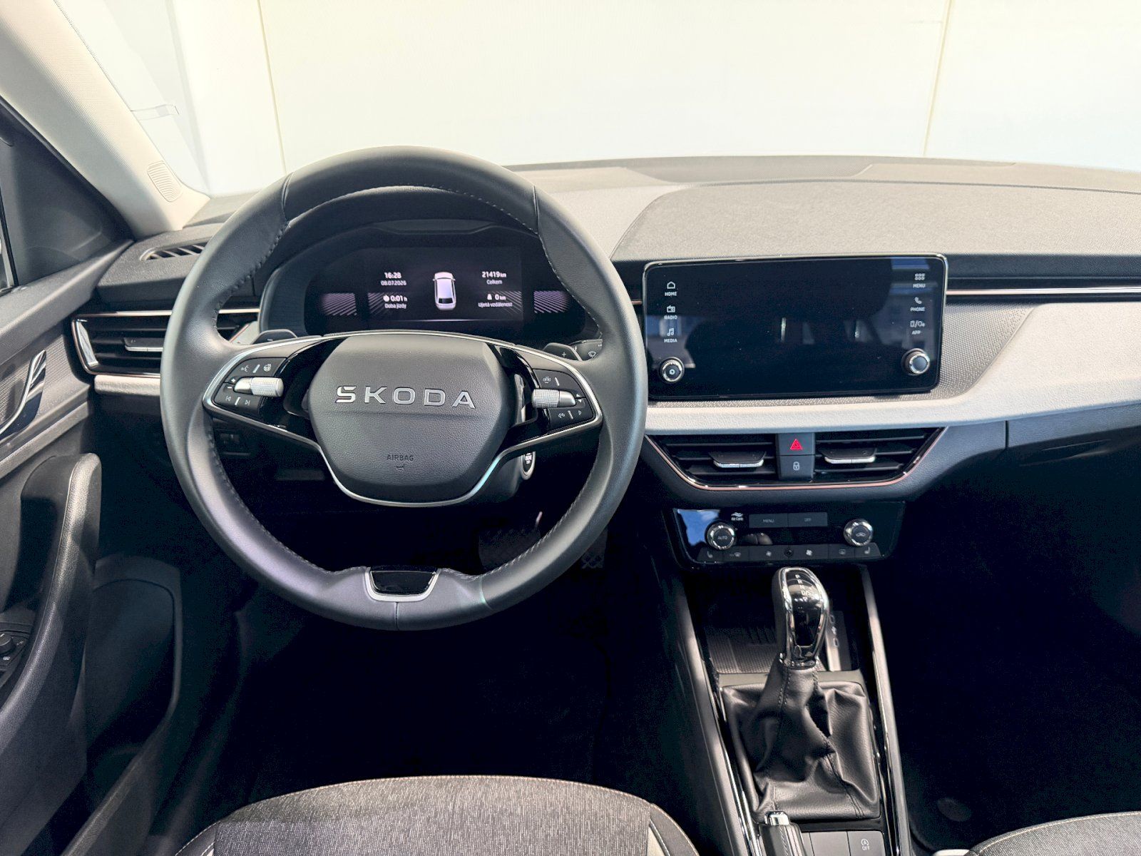 Škoda Scala, 1,0 TSI 85 kW A7F Top Selectio - fotka 5