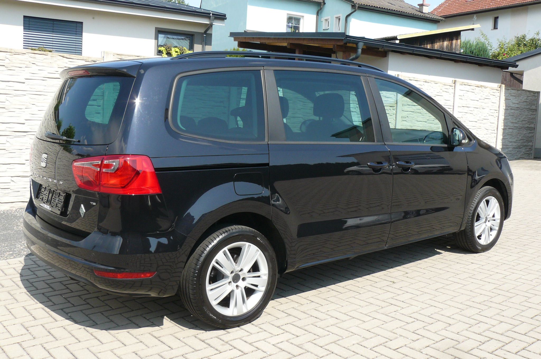 Seat Alhambra, 1.4 TSi, 110kW, KAMERA, ALU. - fotka 4