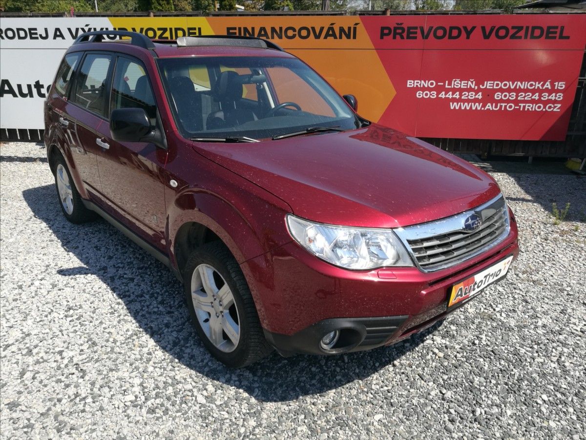 Subaru Forester, 2,0 i 4x4 - fotka 2