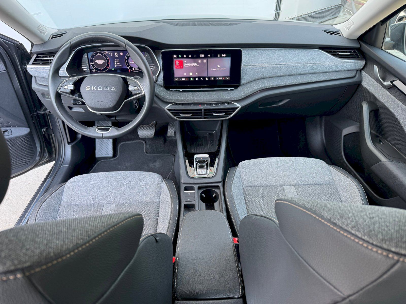 Škoda Octavia, DSG 2.0 TSI 150 kW 4x4 Top Sel - fotka 5