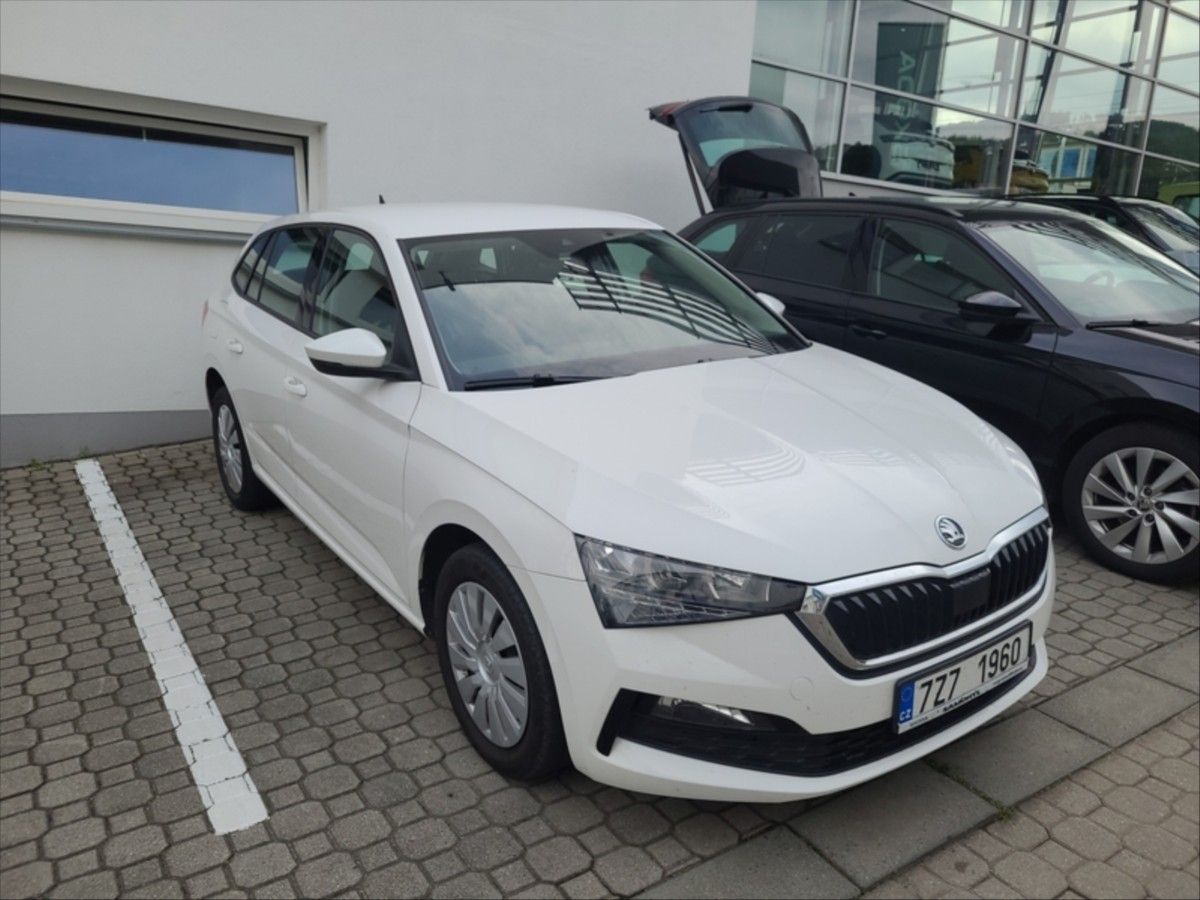 Škoda Scala, 1,0 TSi 70kW SpaceBack - fotka 4
