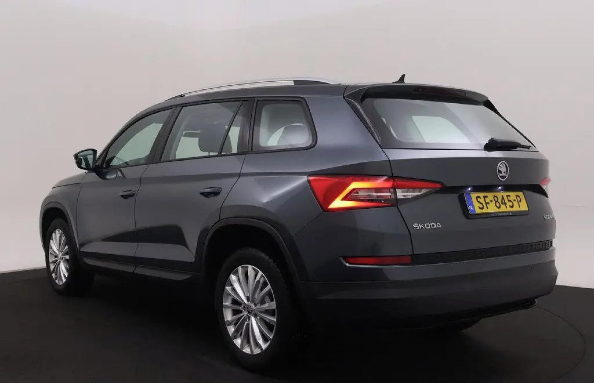 Škoda Kodiaq, FULL LED, ACC, Záruka - fotka 3