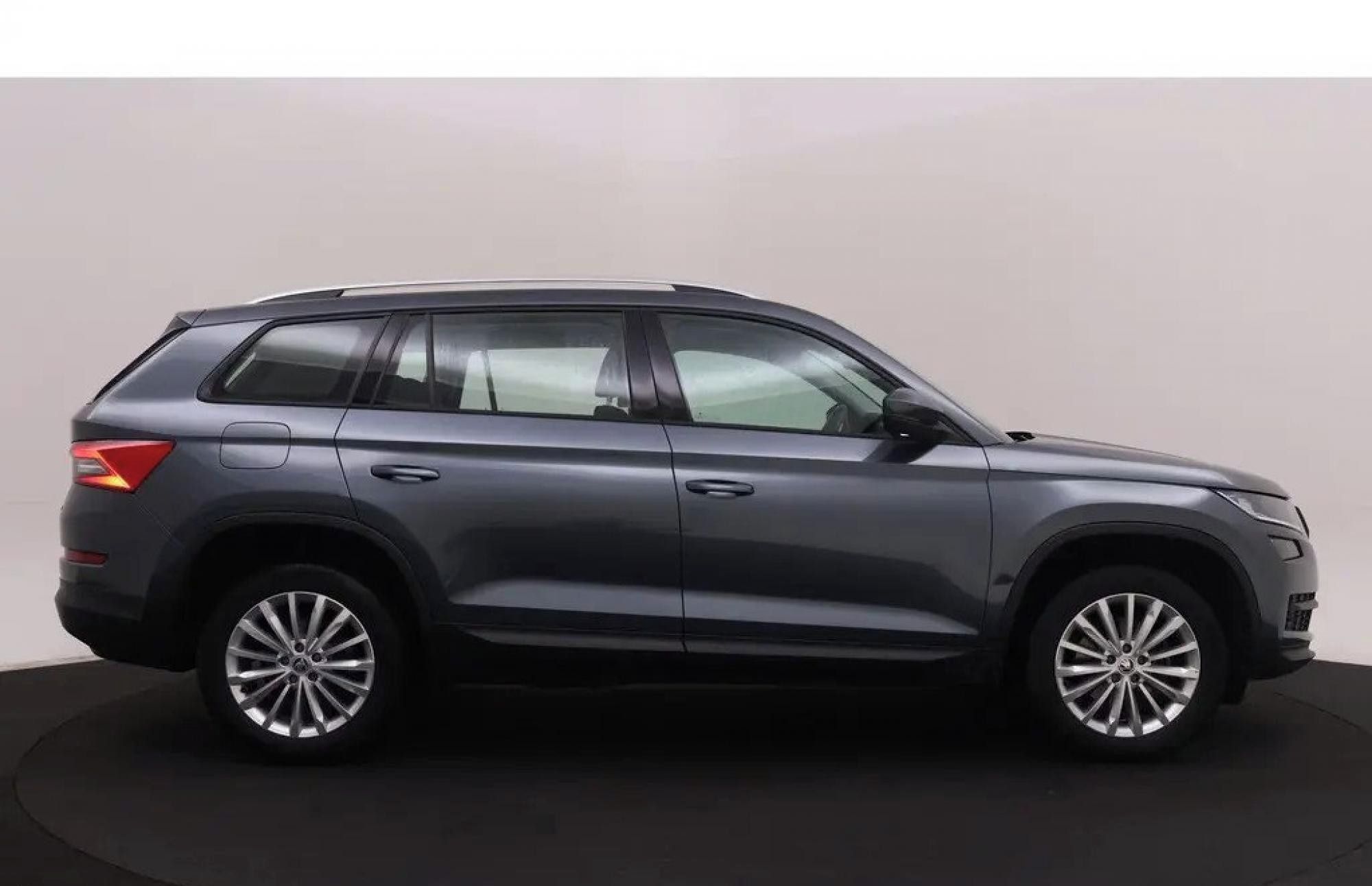 Škoda Kodiaq, FULL LED, ACC, Záruka - fotka 6