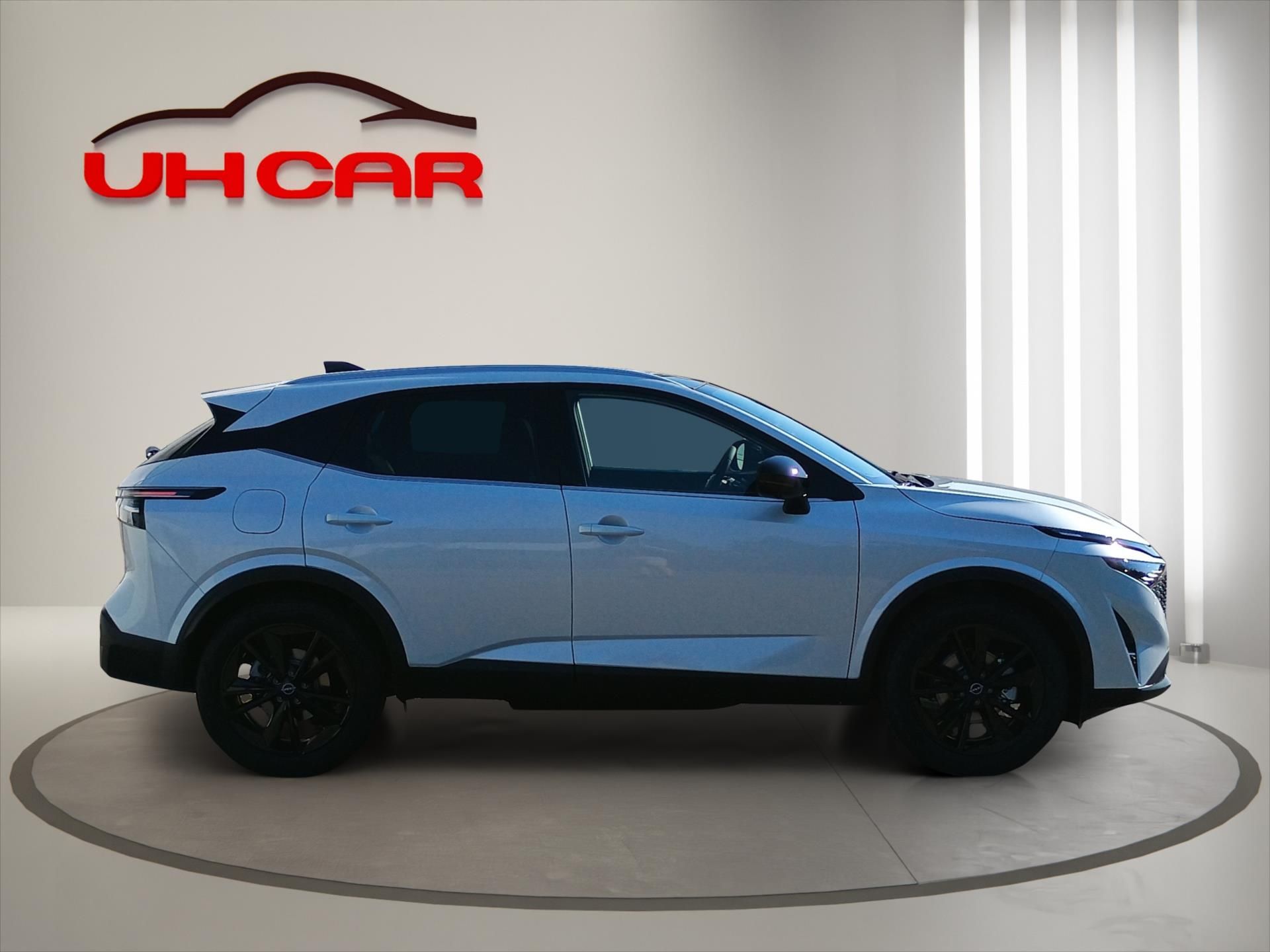 Nissan Qashqai, 1,3   Tekna AT 4x4 - fotka 4