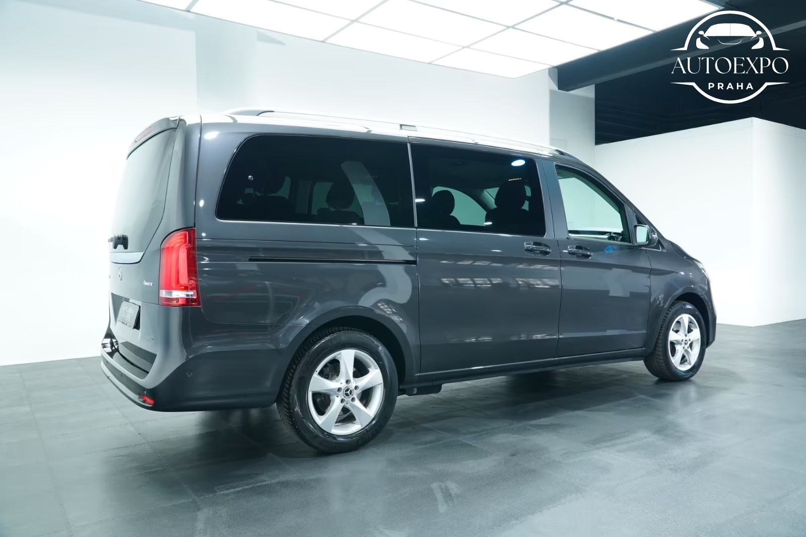 Mercedes-Benz Třídy V, 250d 4Matic* Long Edition* - fotka 6