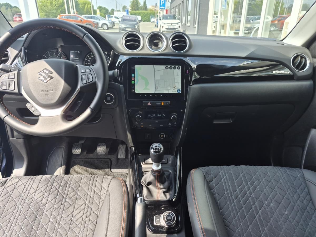 Suzuki Vitara, 1,4   MT, Black Edition, 4x4 - fotka 6