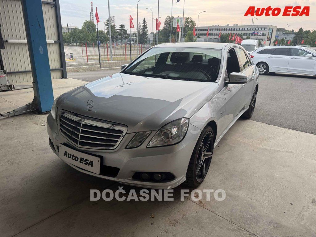 Mercedes-Benz Třídy E, 1.8