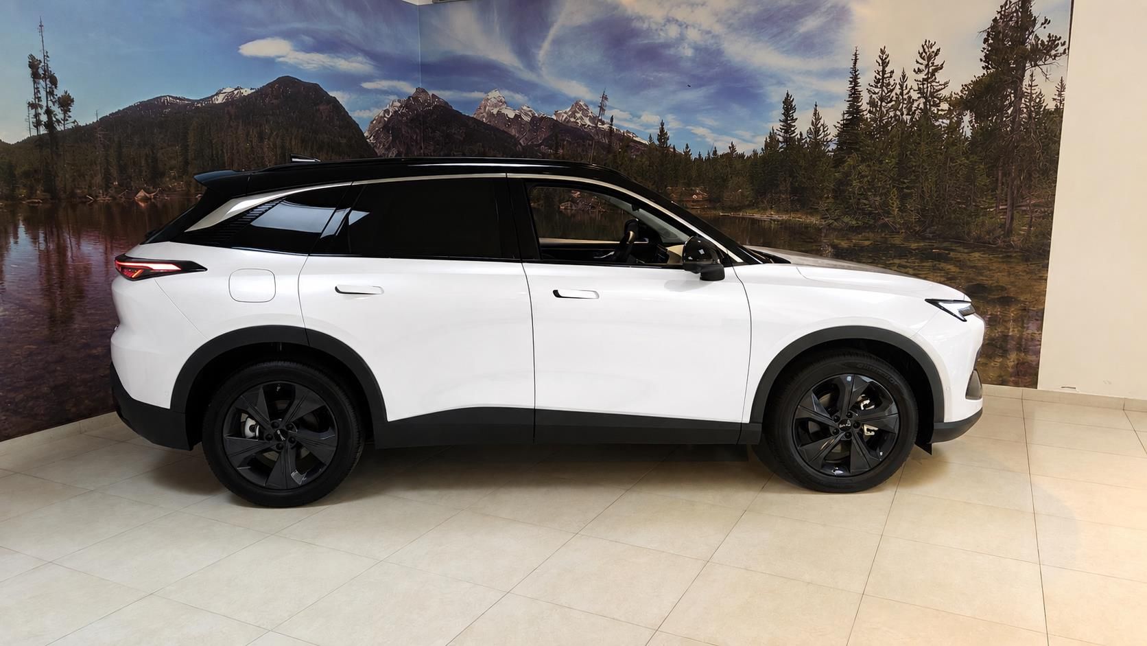 BAIC X55, 1.5T 130kW 7DCT 4x2 ALL IN MY2 - fotka 4