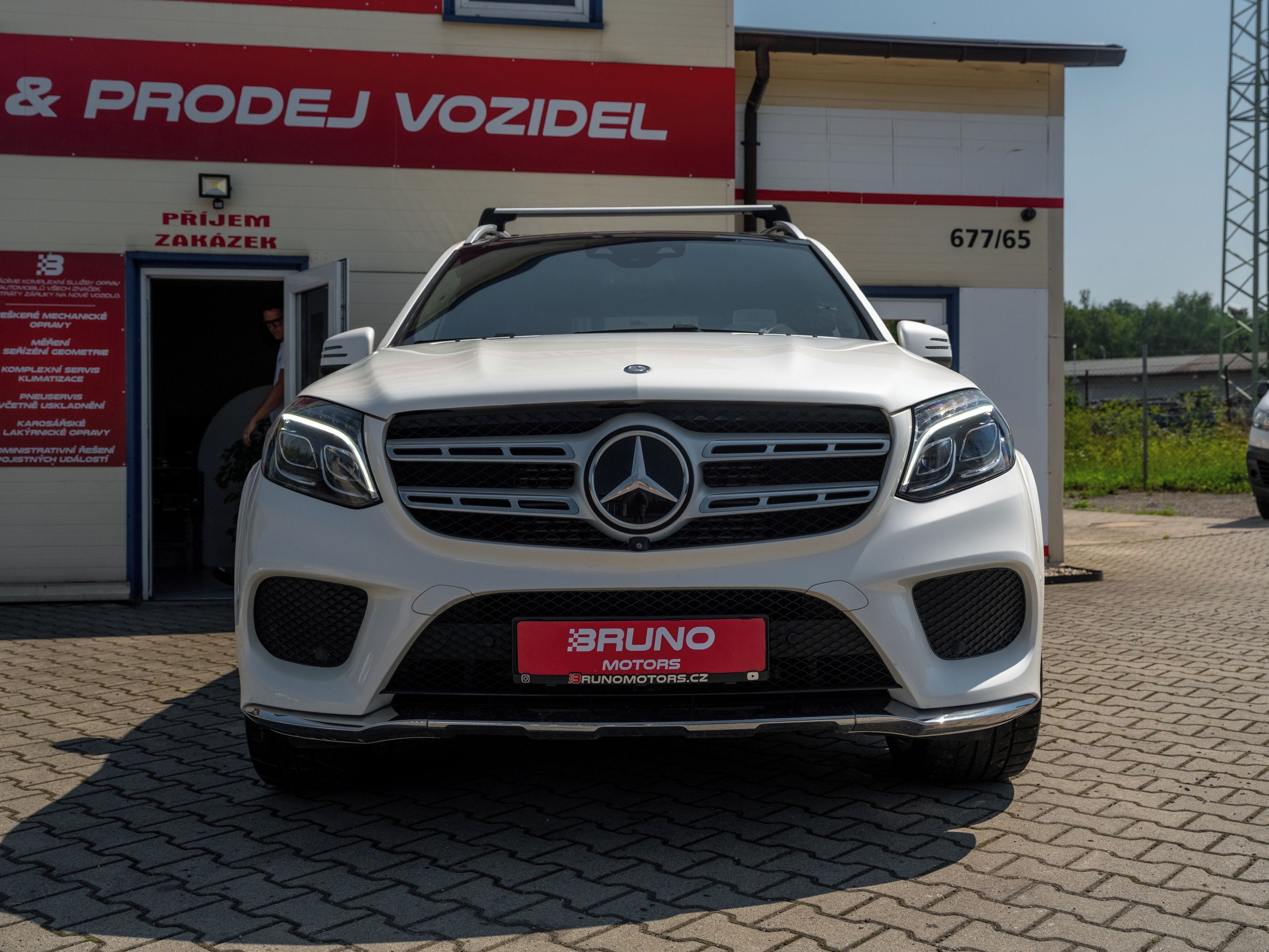 Mercedes-Benz GLS, 350d, Bang Olufsen, masáže,7m. - fotka 4