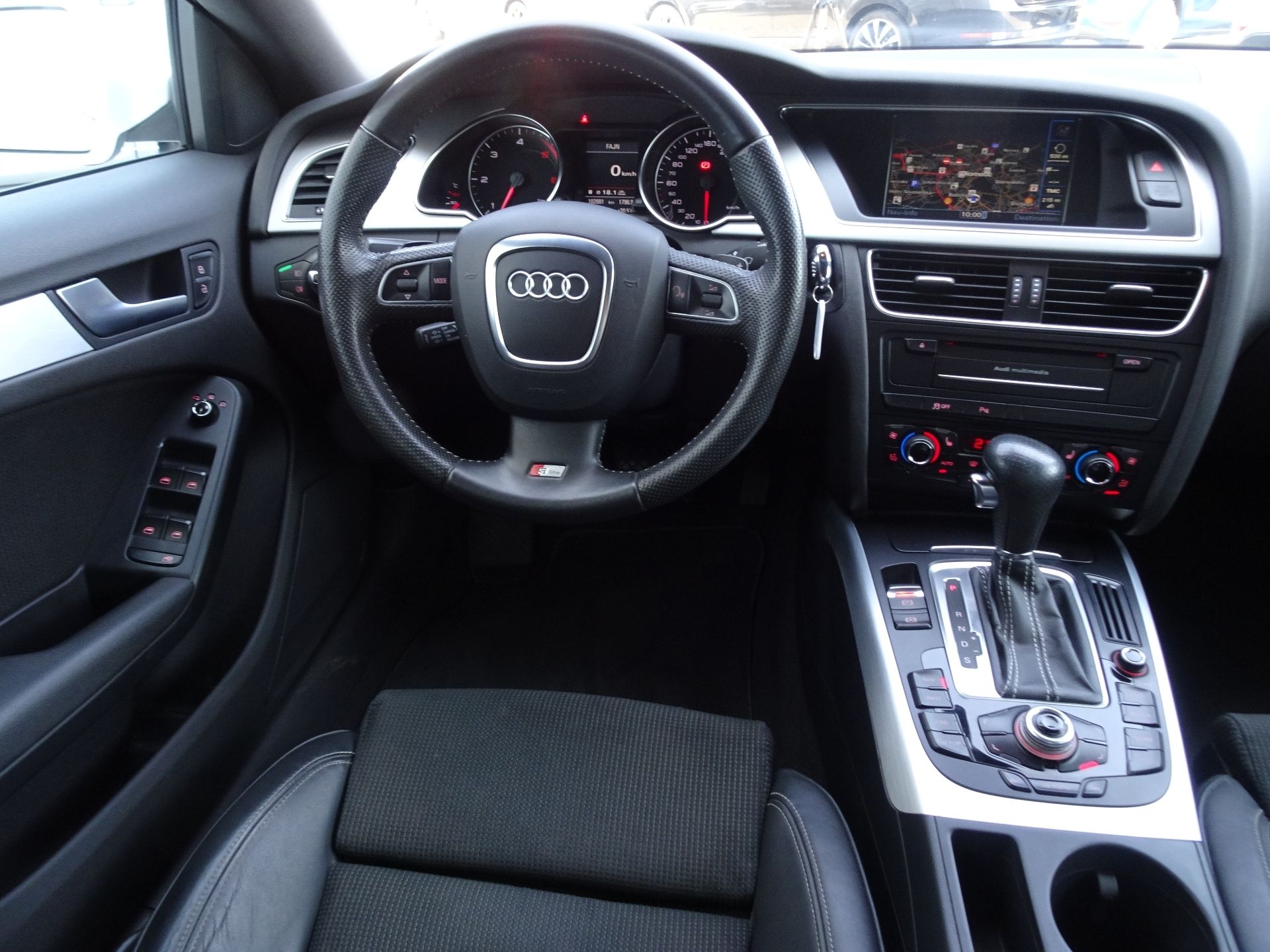Audi A5, 3.0TDI Quattro Tiptronic S-lin - fotka 5